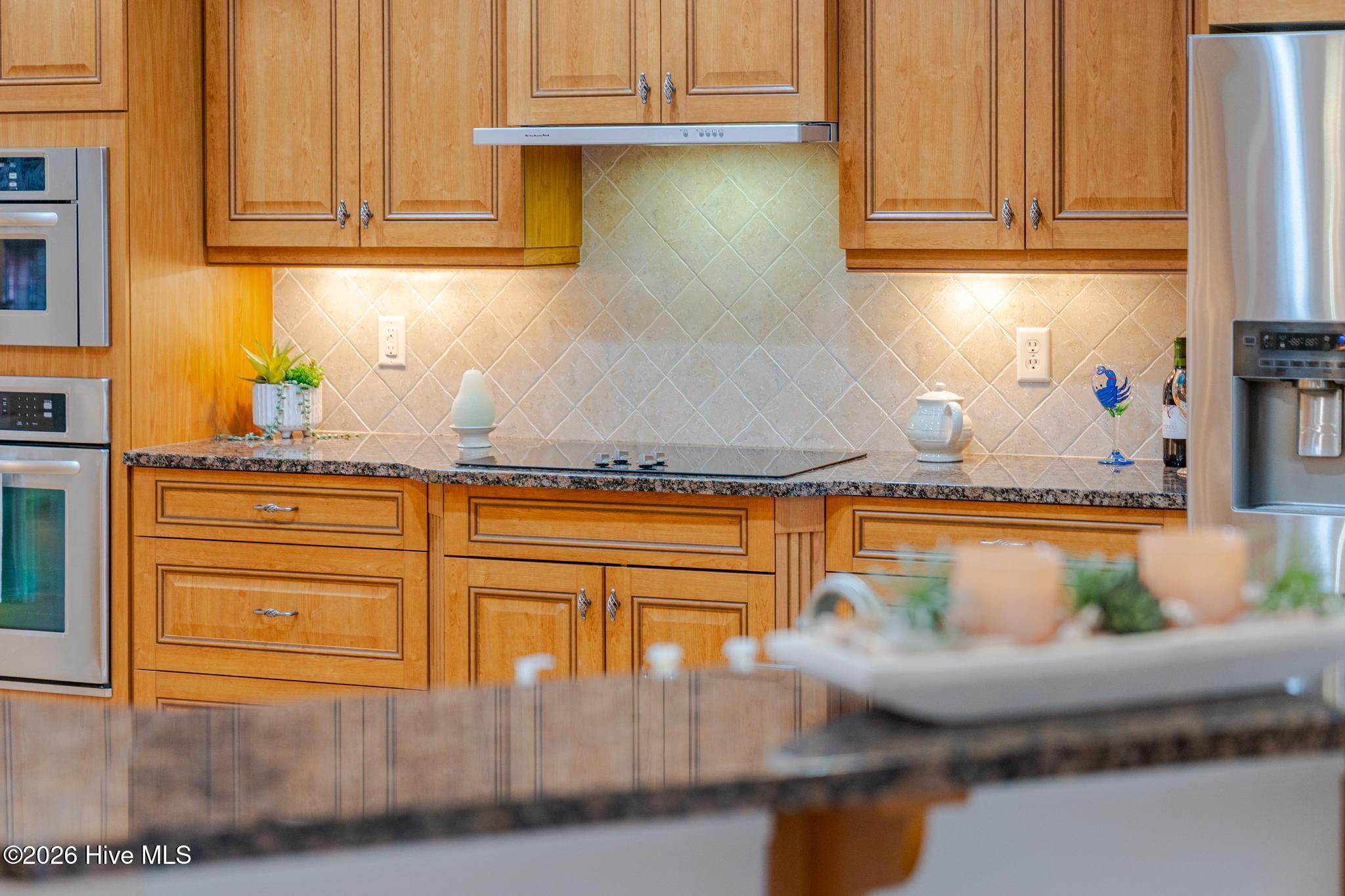 100559631 | Photo 19