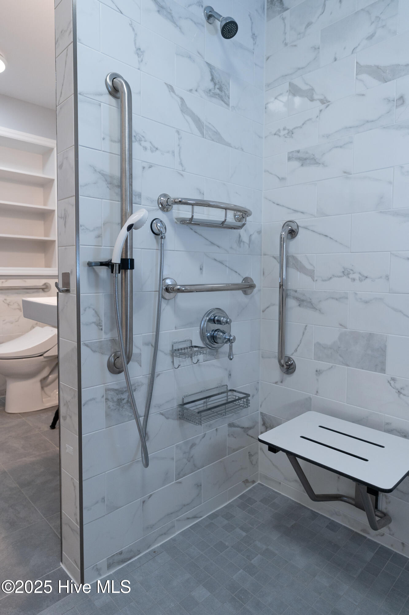 100545454 | Photo 17