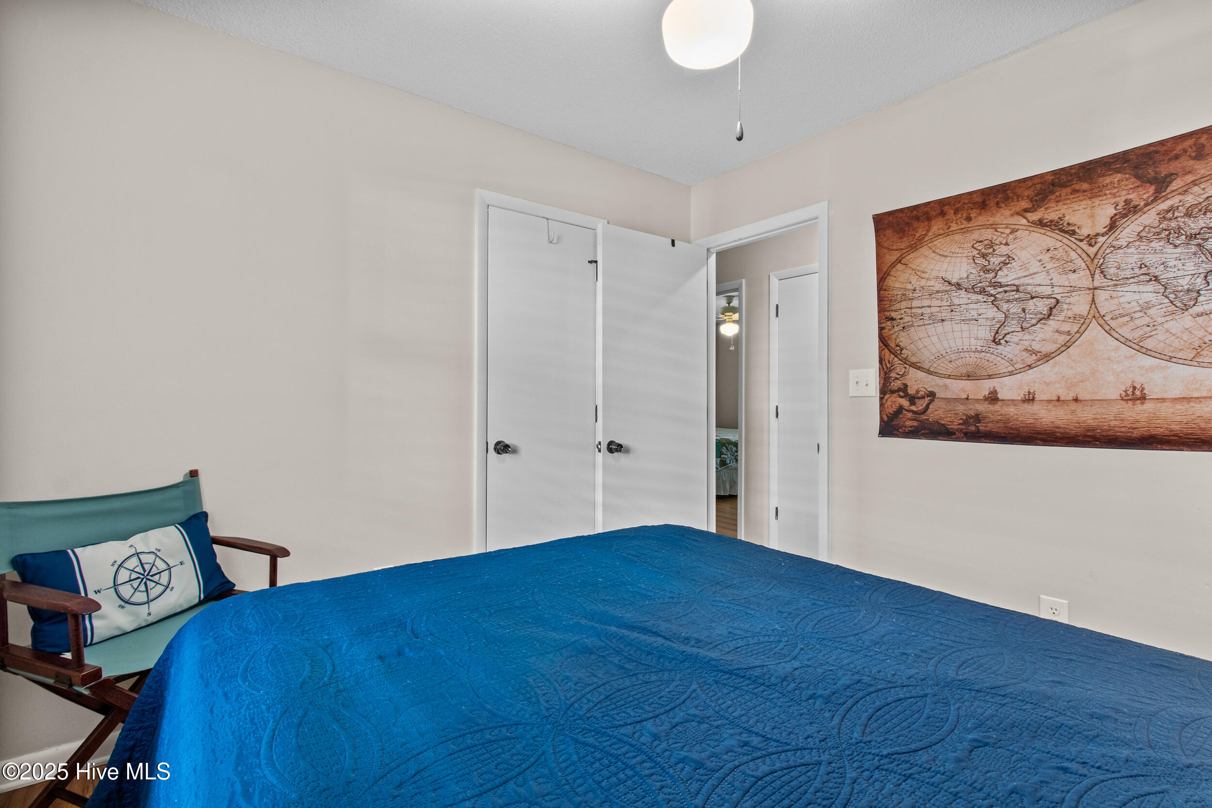 100541020 | Photo 26