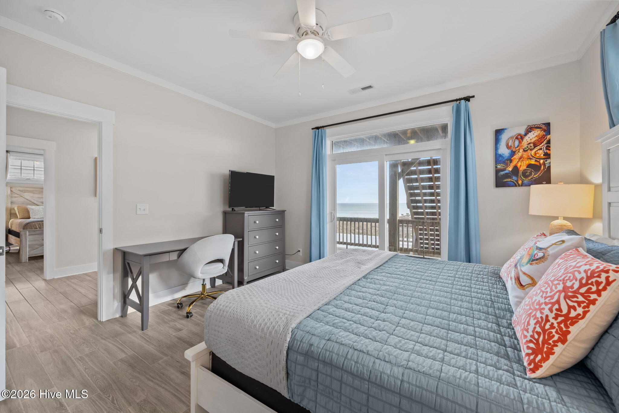 100555174 | Photo 43