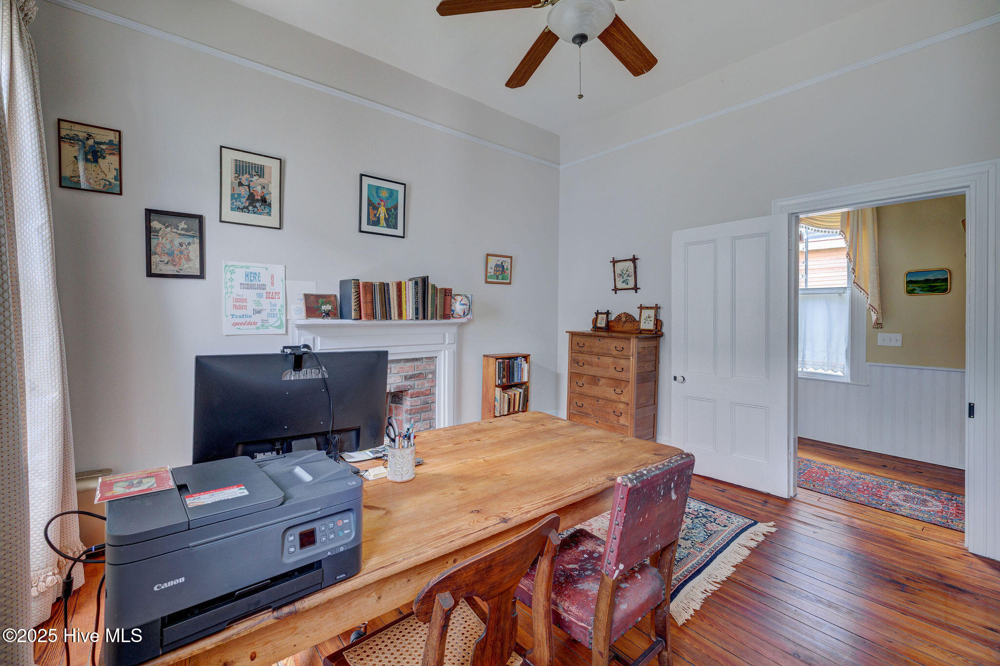 100515844 | Photo 34