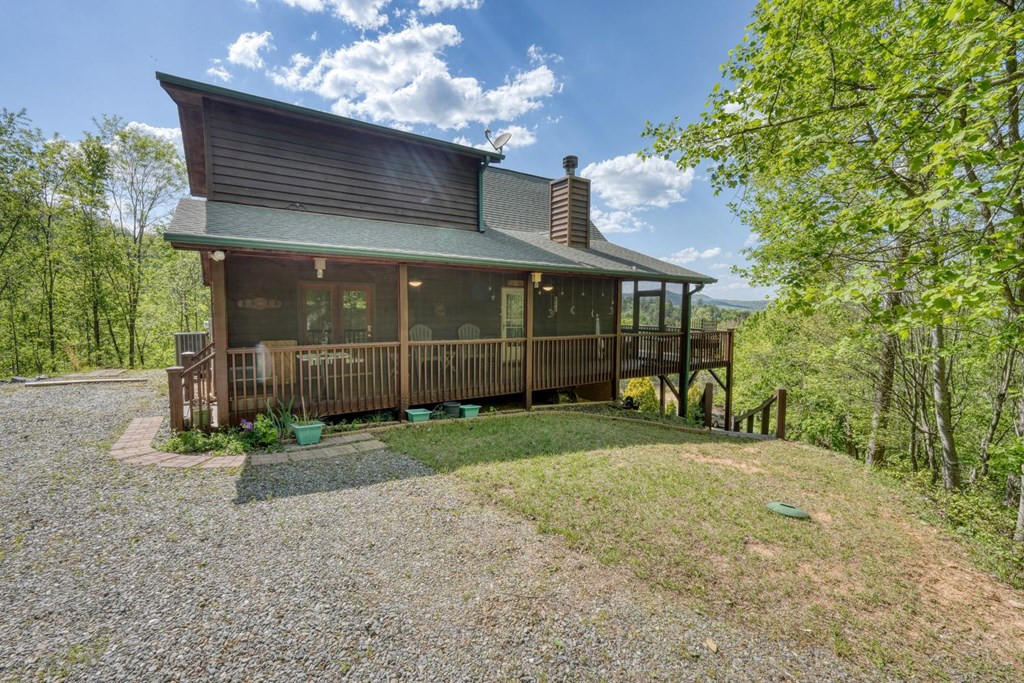 249 Buck Ridge Drive, Murphy, NC 28906 Listing Photo  6