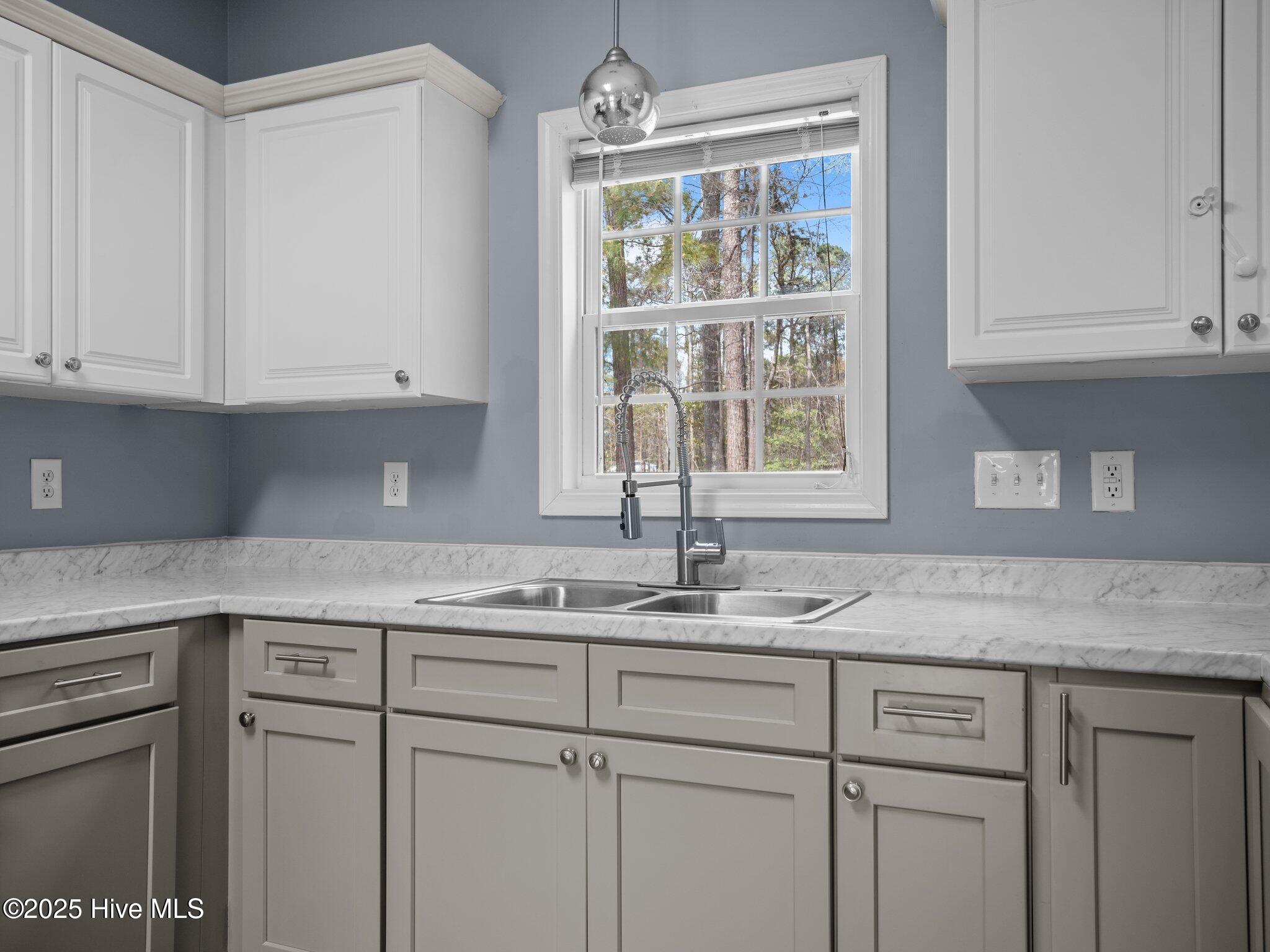 100544951 | Photo 13