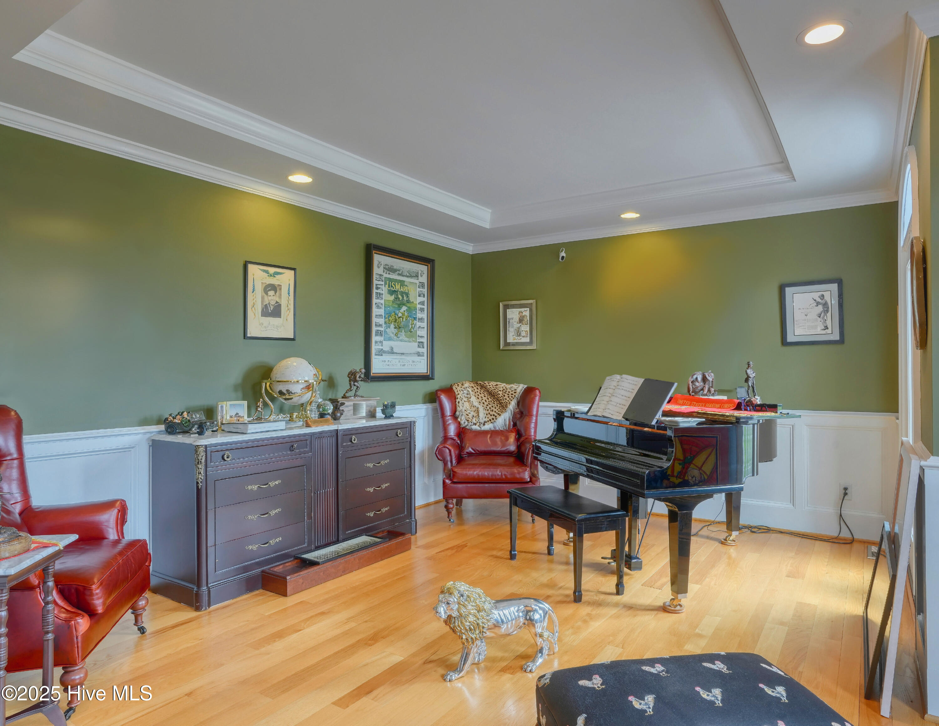 100512986 | Photo 30