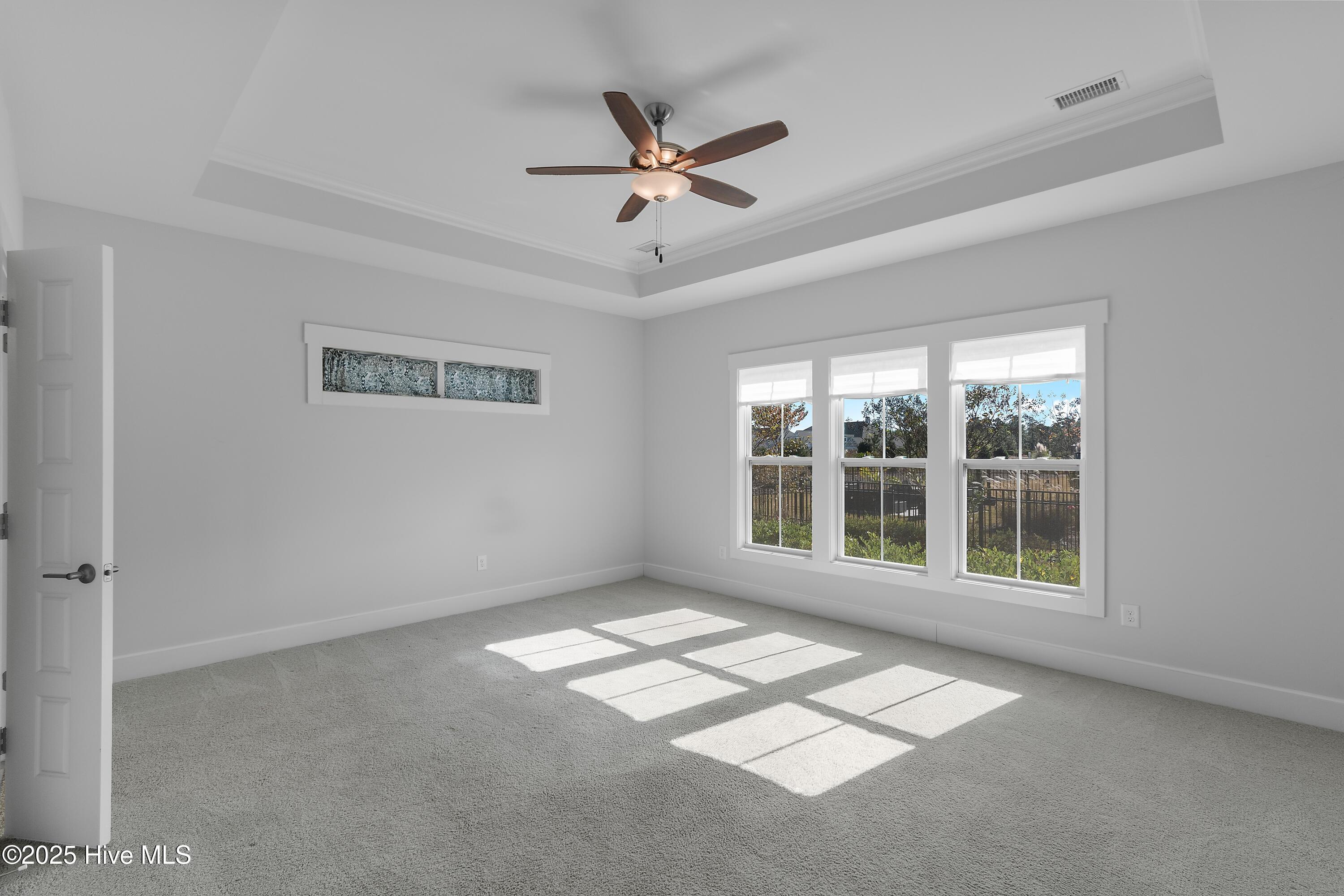 100539613 | Photo 20