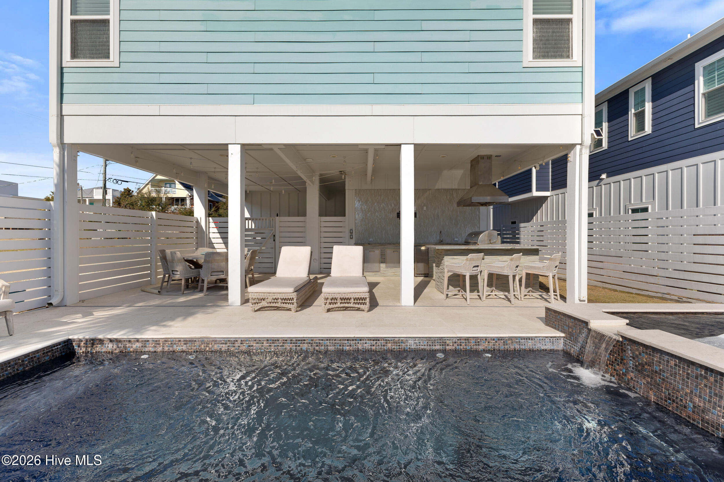 100554534 | Photo 57