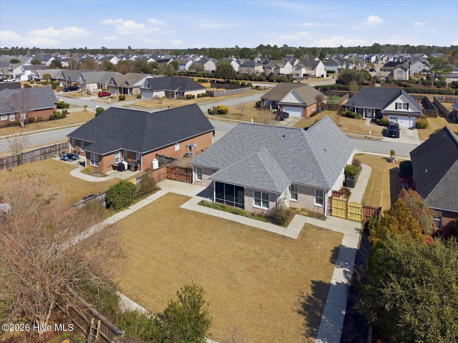 100557430 | Photo 42