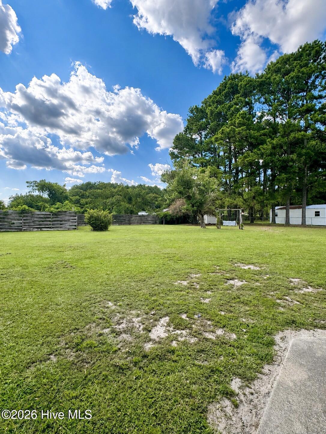 Photo 5 of Manufactured home for sale at 2202 Hollyhock Ln, Deep Run, NC 28525 | MLS# 100599836 | Listing updated on 2026-09-01