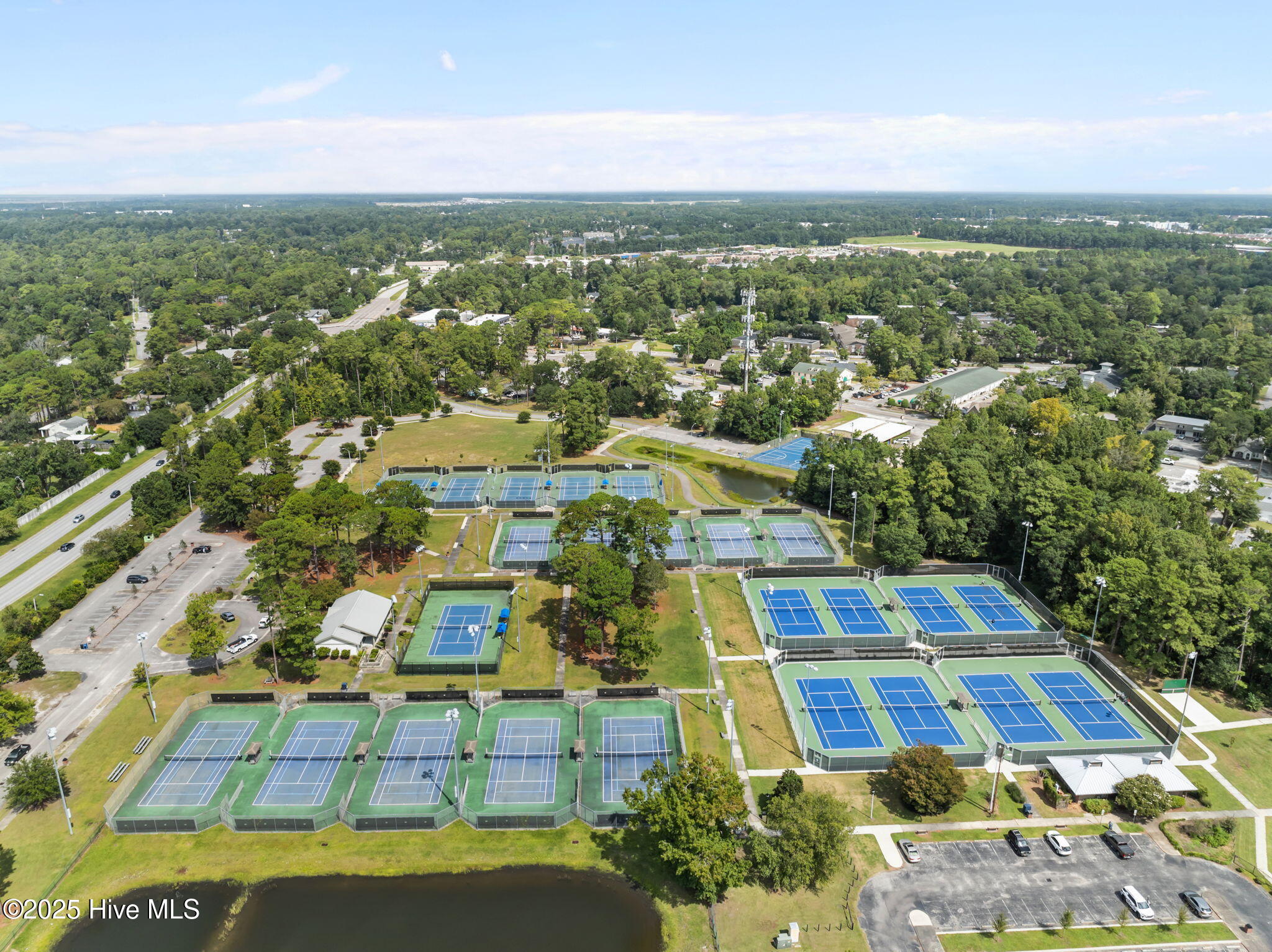 100529850 | Photo 57