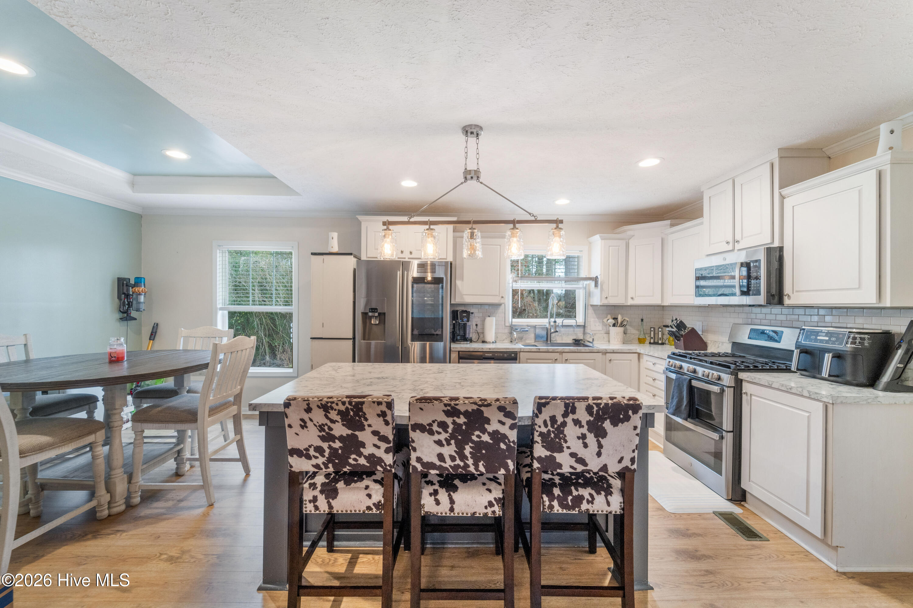 100547365 | Photo 16