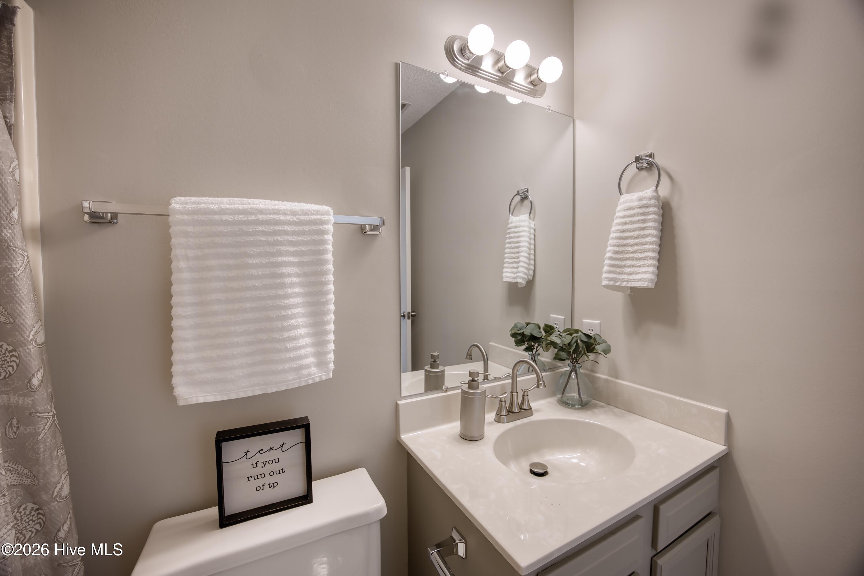 100561952 | Photo 20