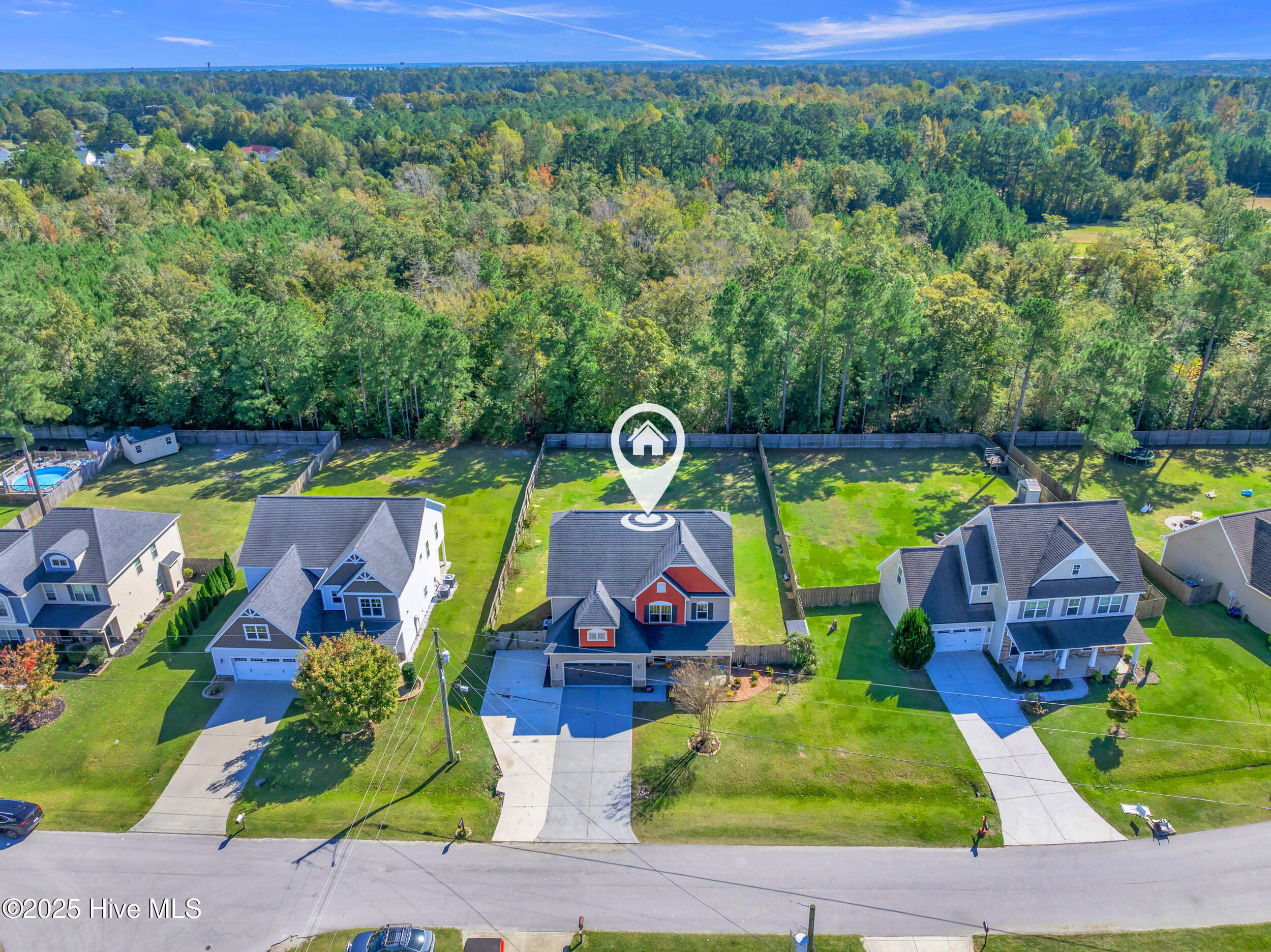 100538065 | Photo 51