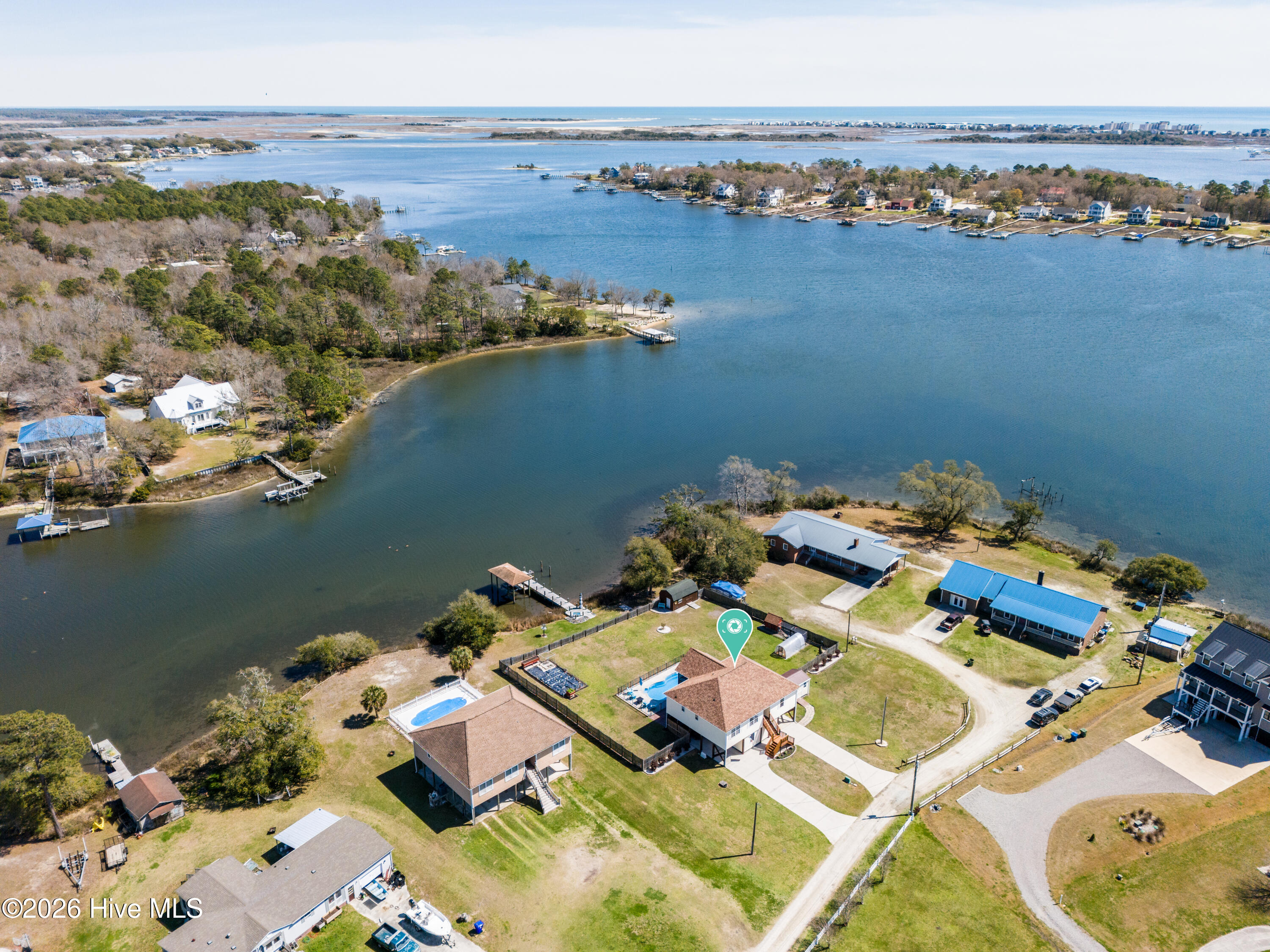 100561433 | Photo 50