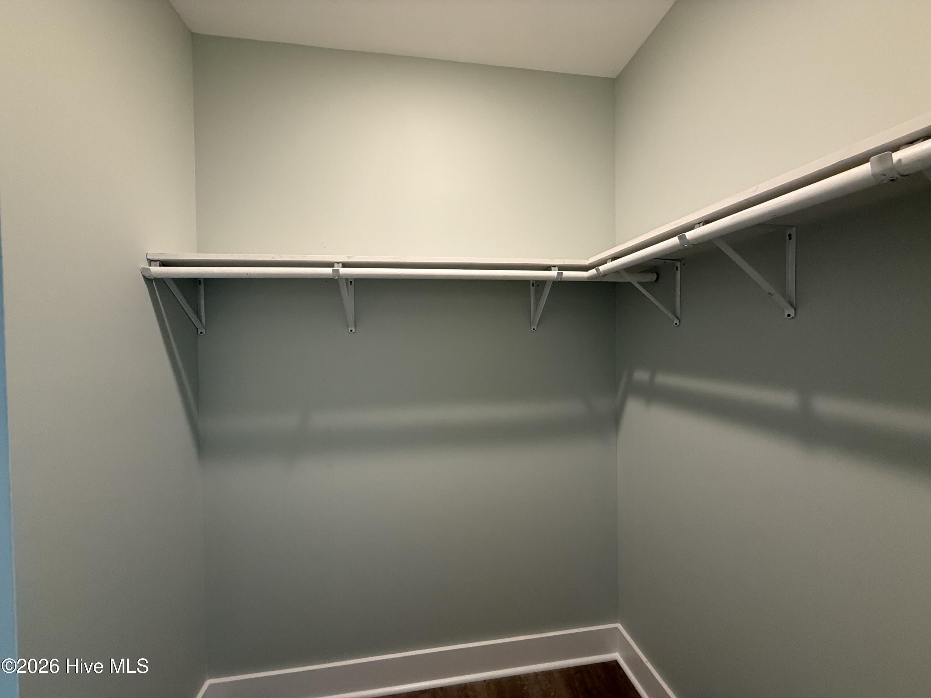 100564726 | Photo 13