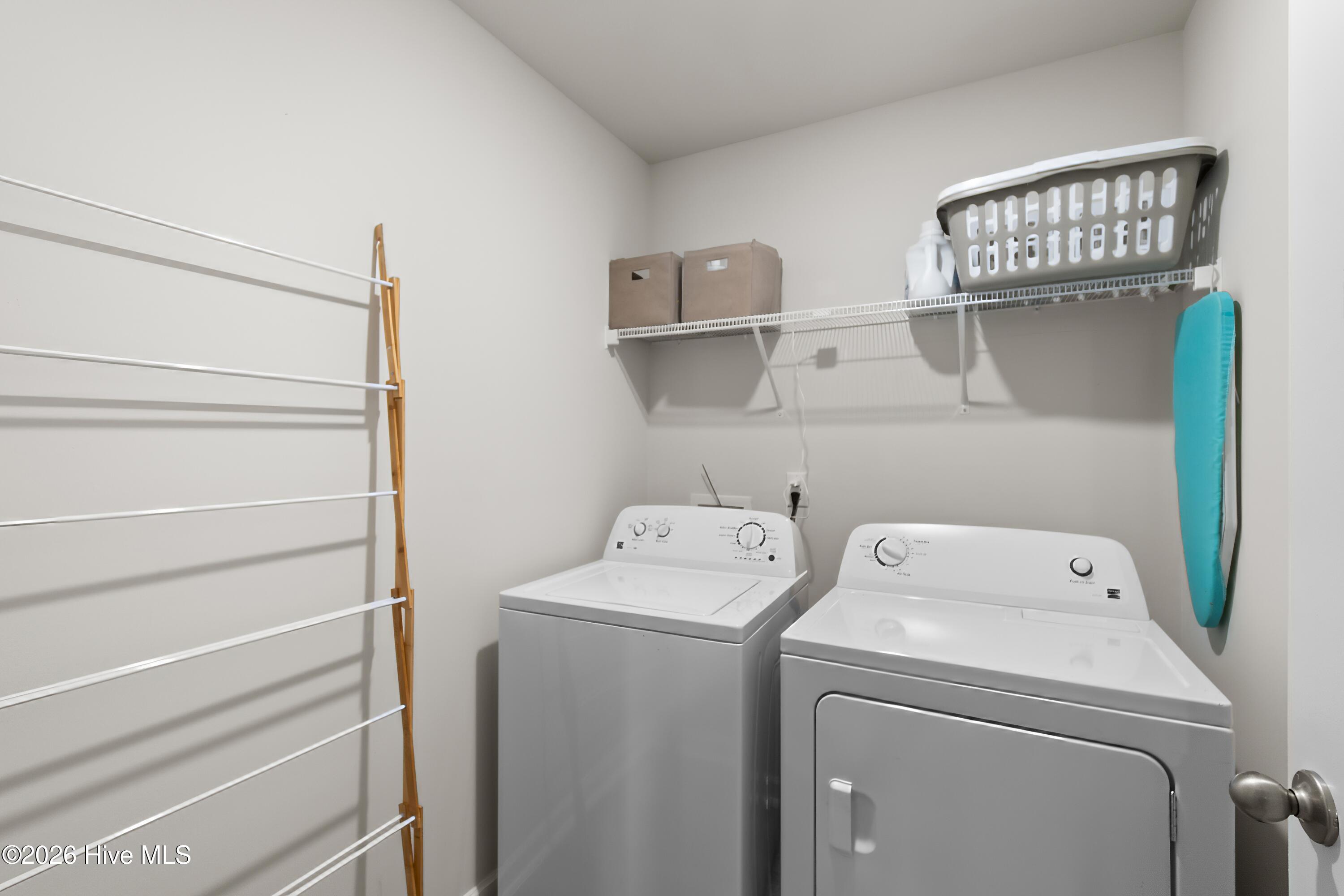 100549910 | Photo 21