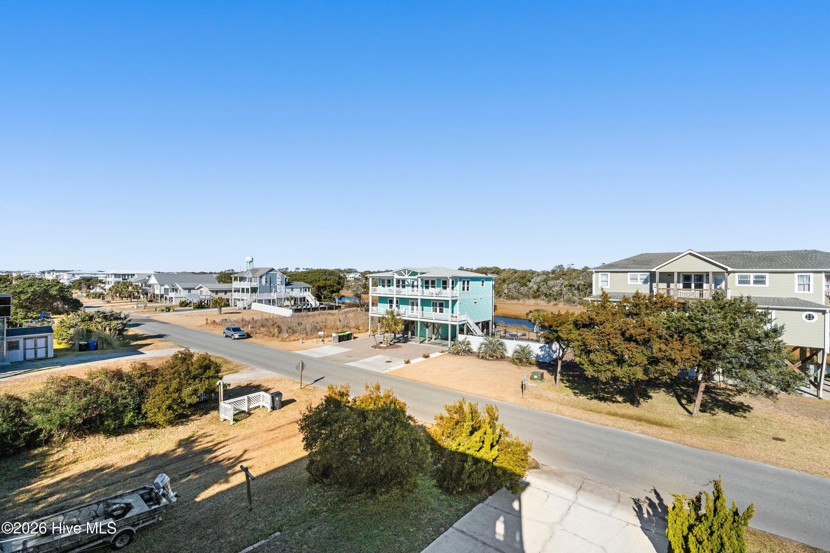 100549309 | Photo 84