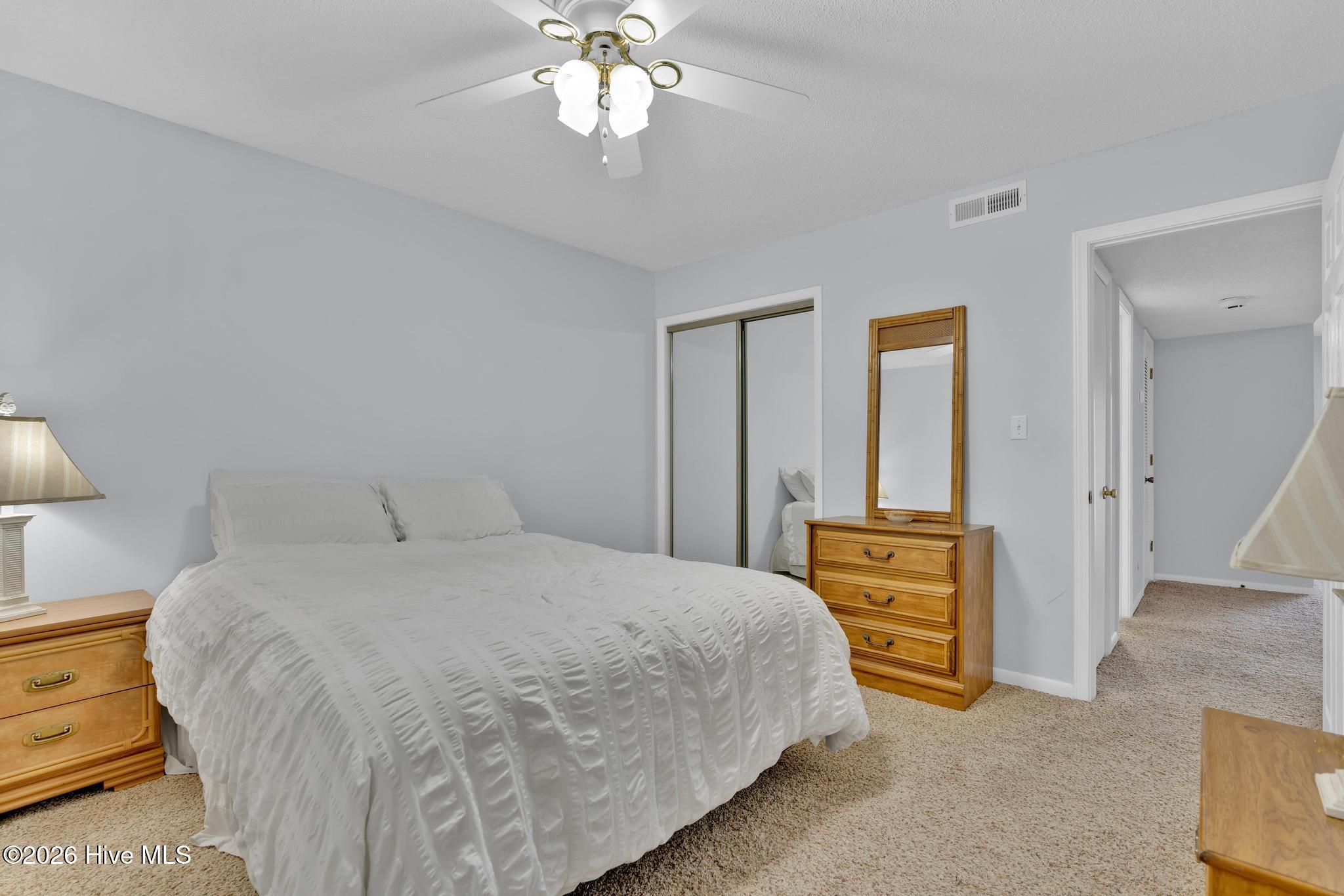 100551313 | Photo 23