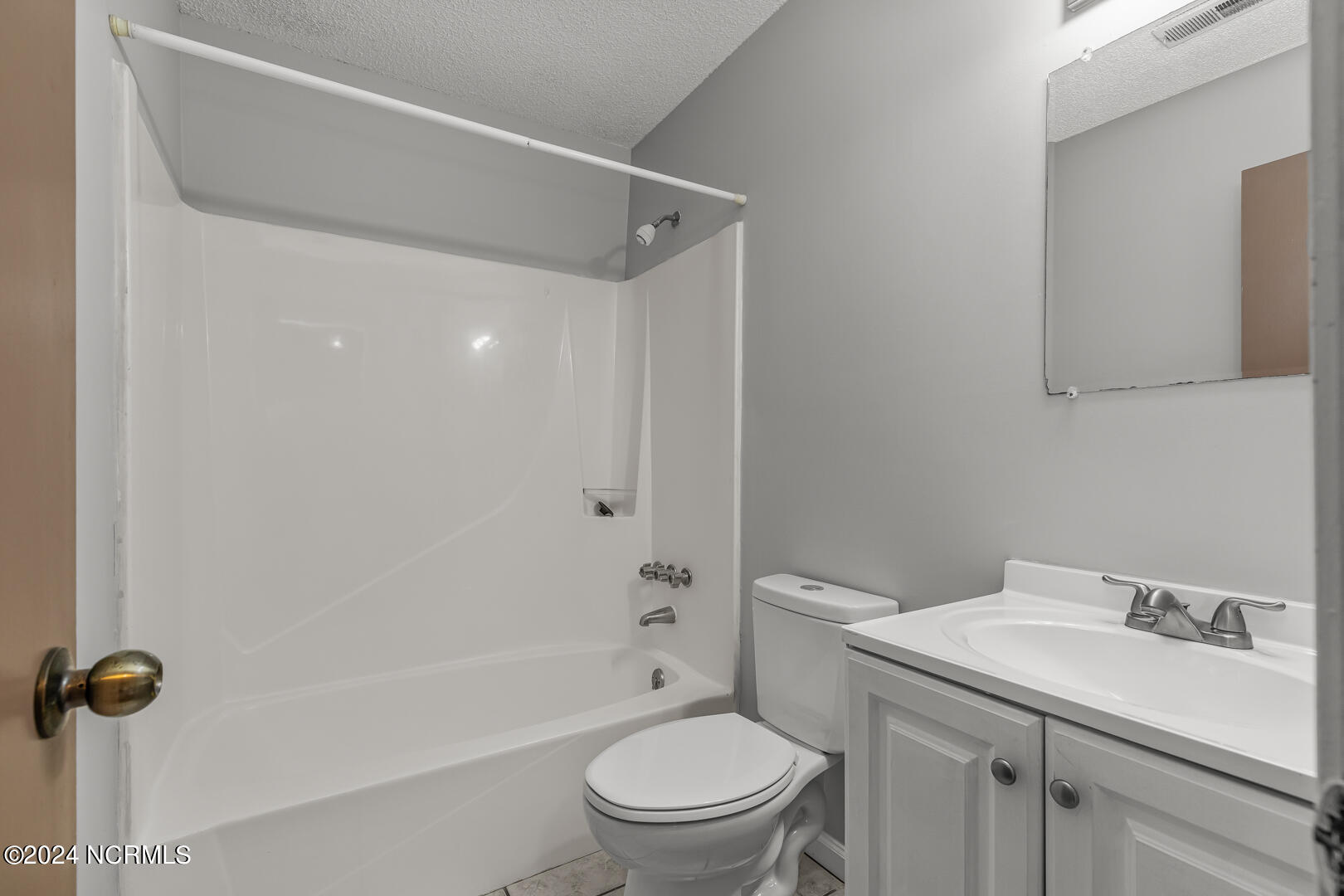 100560066 | Photo 16