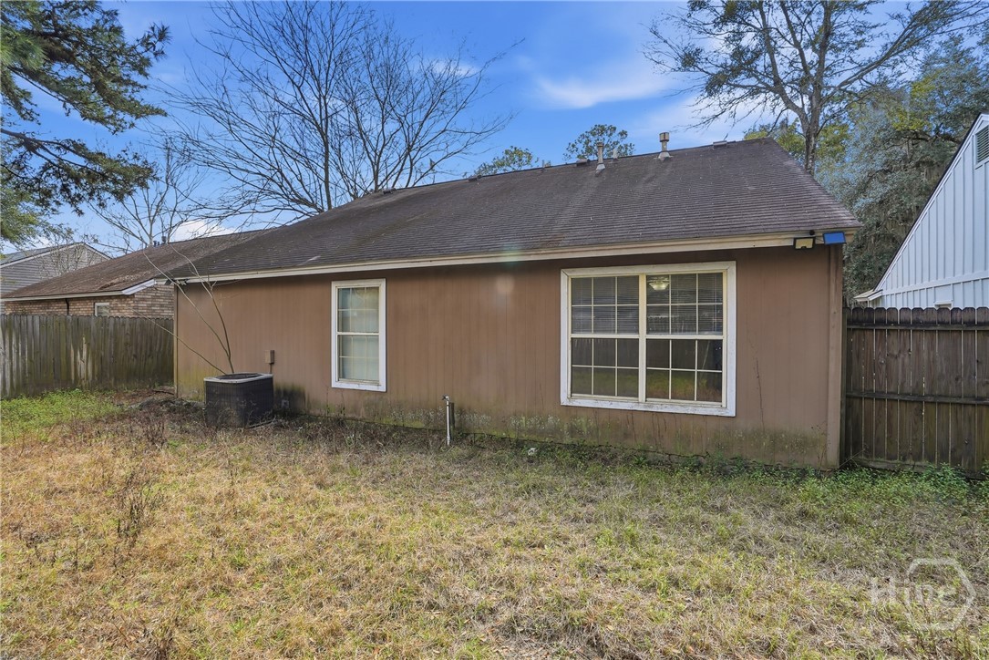 Homes for sale in Savannah, GA | 108 Peachtree Dr Dr, Savannah, GA 31419 | MLS# SA349927