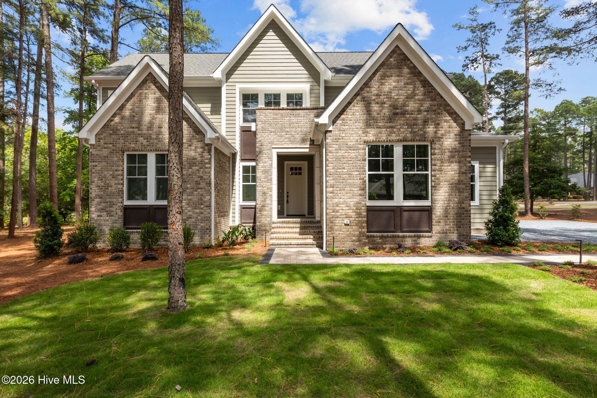 Homes for sale in Pinehurst, NC | 62 Mcmichael Dr, Pinehurst, NC 28374 | MLS# 100570566