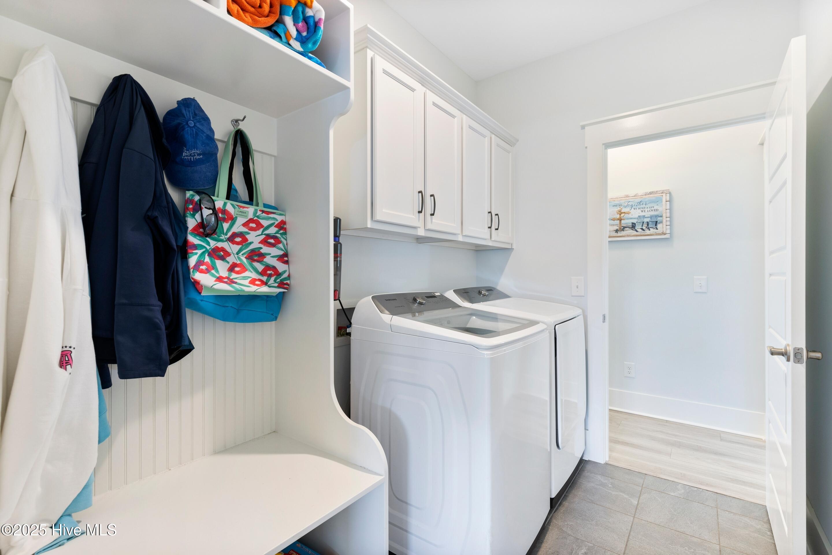 100530533 | Photo 27