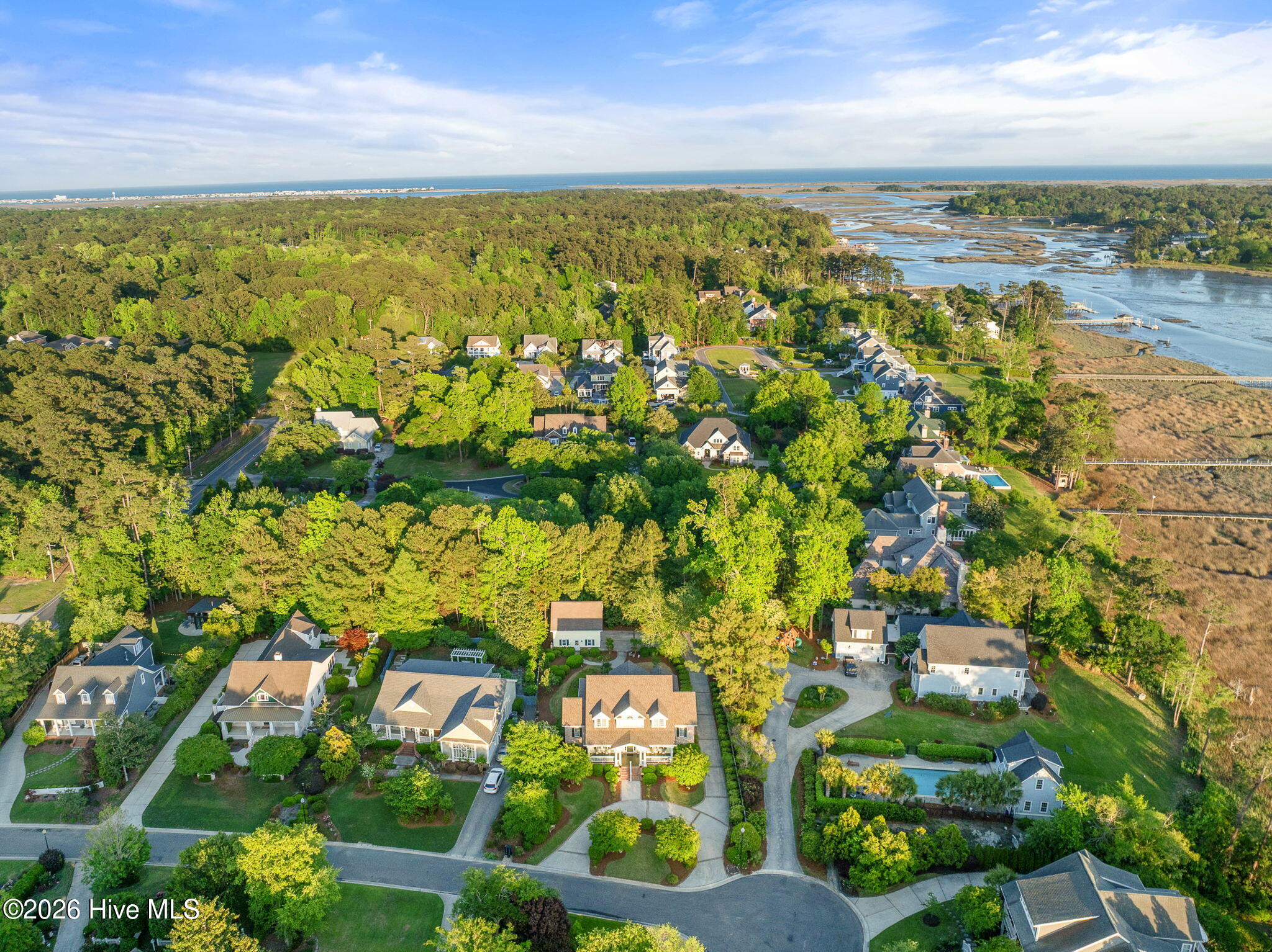 100570394 | Photo 96