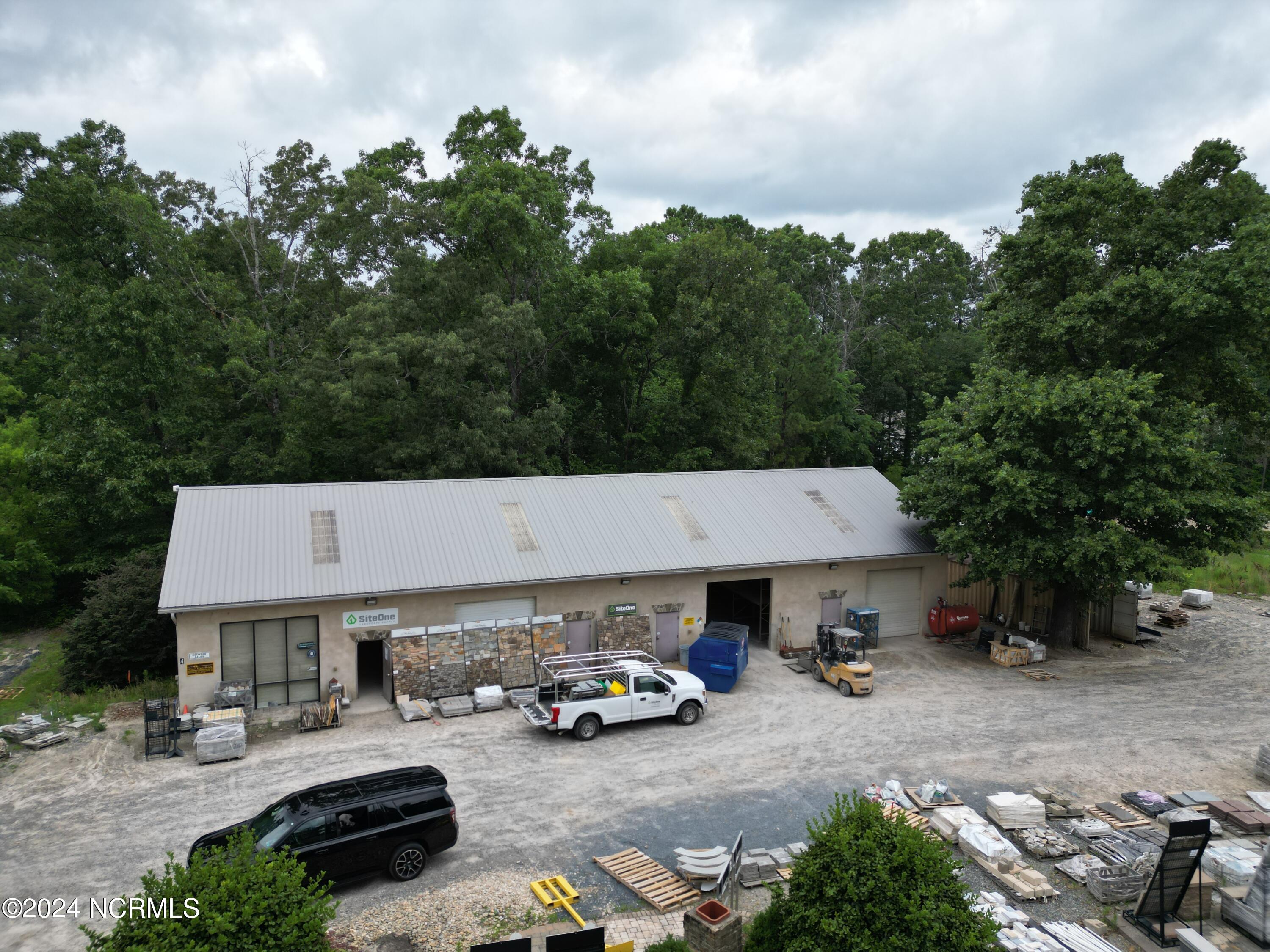 10327 Nc Hwy 211, Aberdeen, NC, 28315