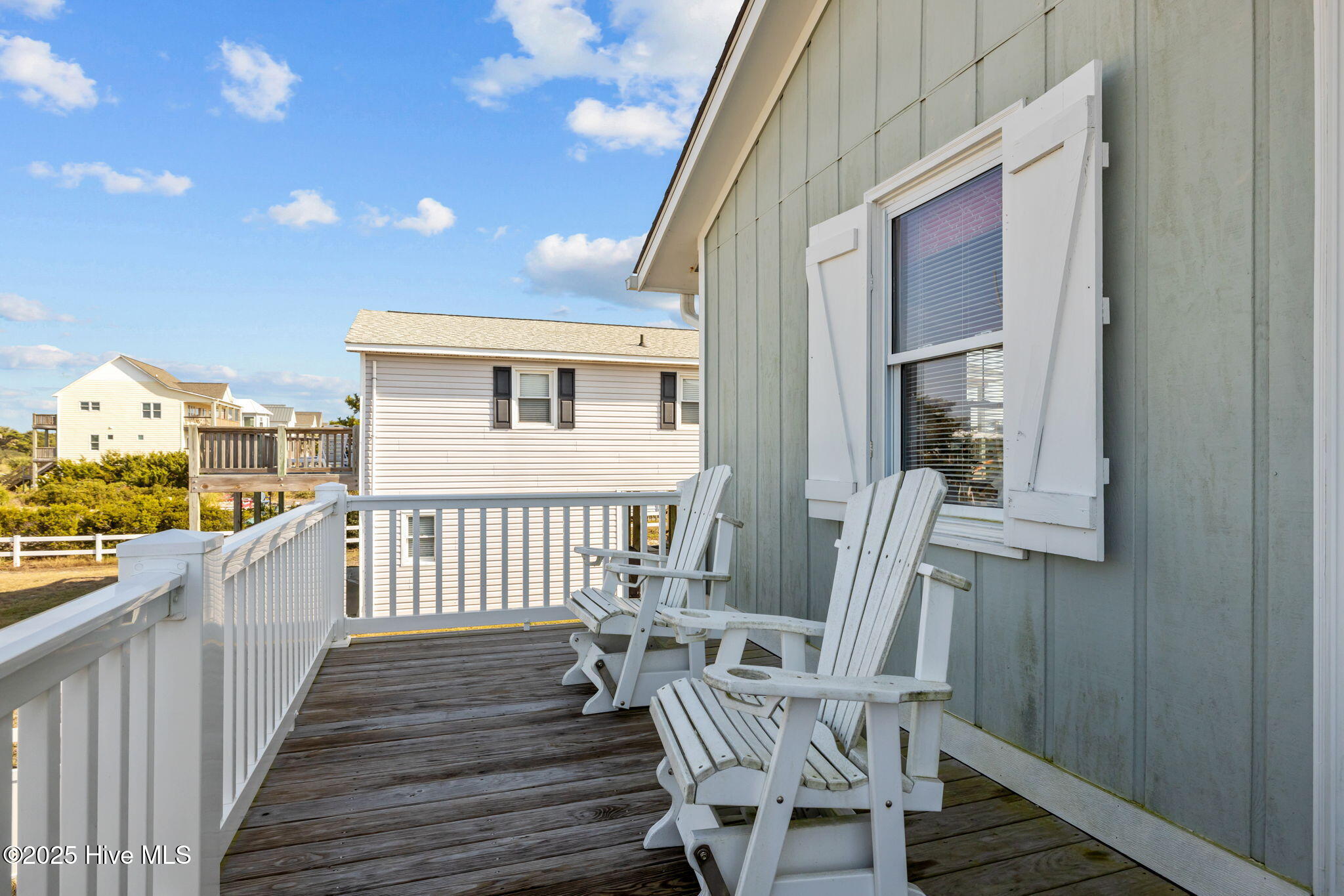 100543368 | Photo 20