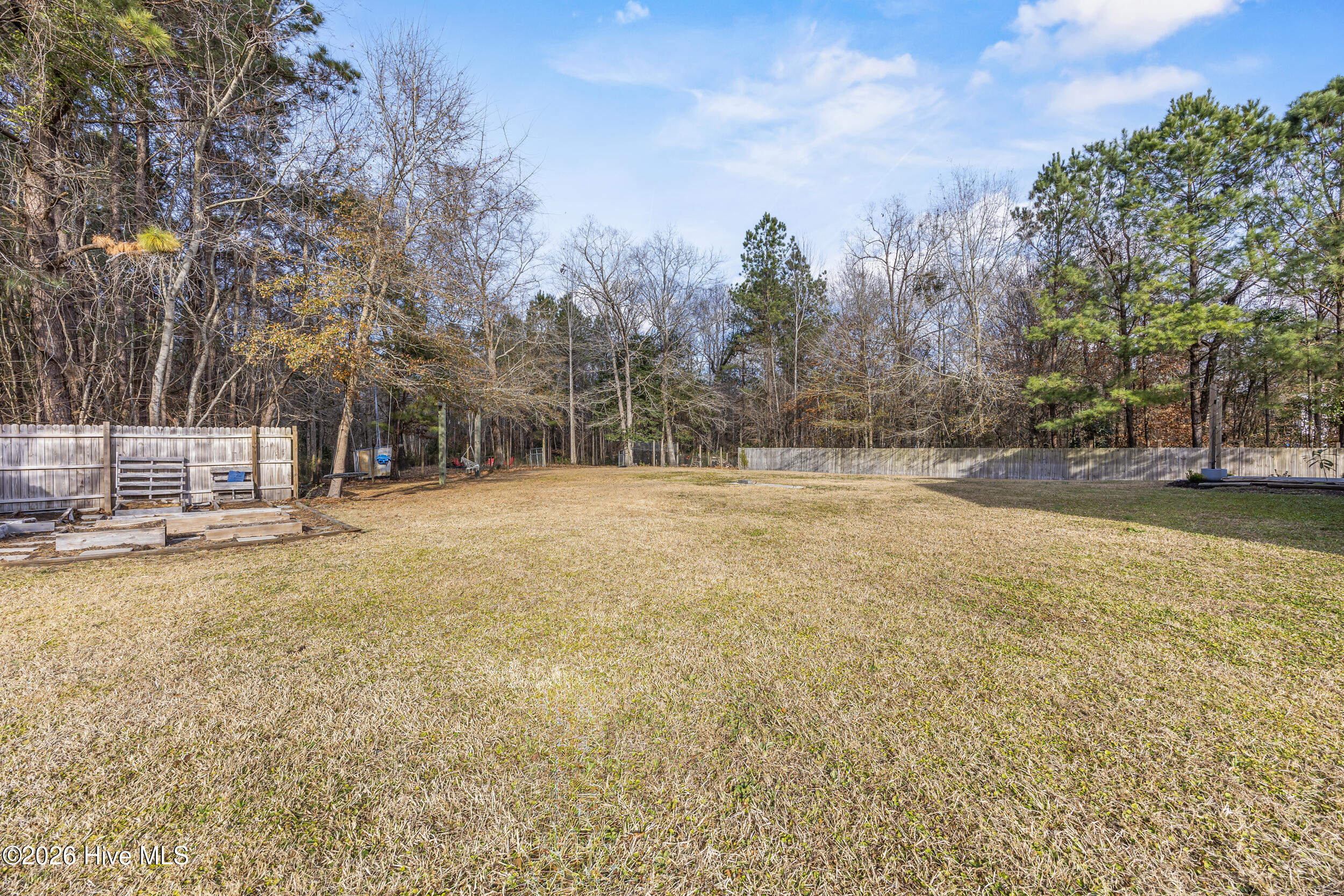 100547983 | Photo 41