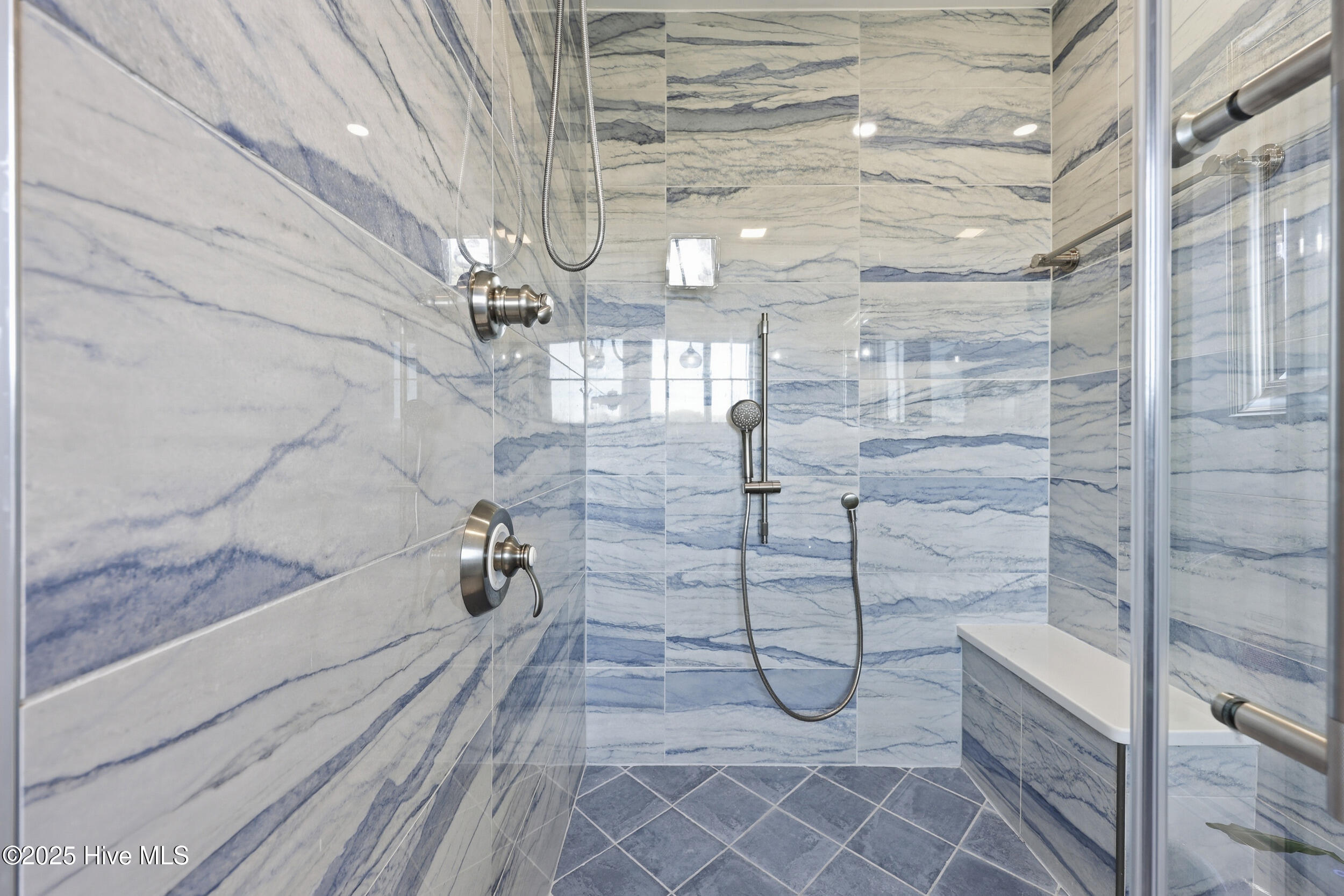 123 Georgetown Road UNIT 19, Duck, NC, 27949