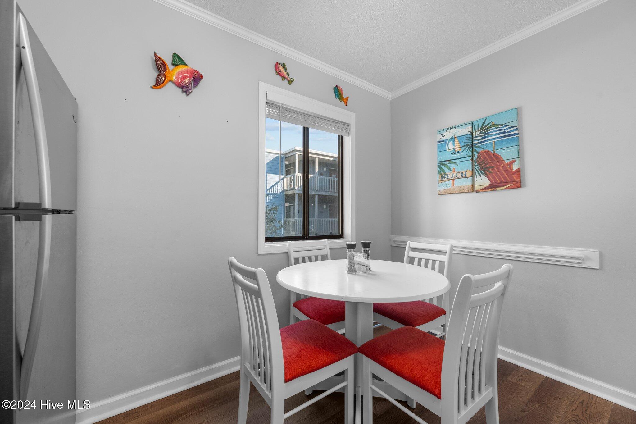 100480153 | Photo 14