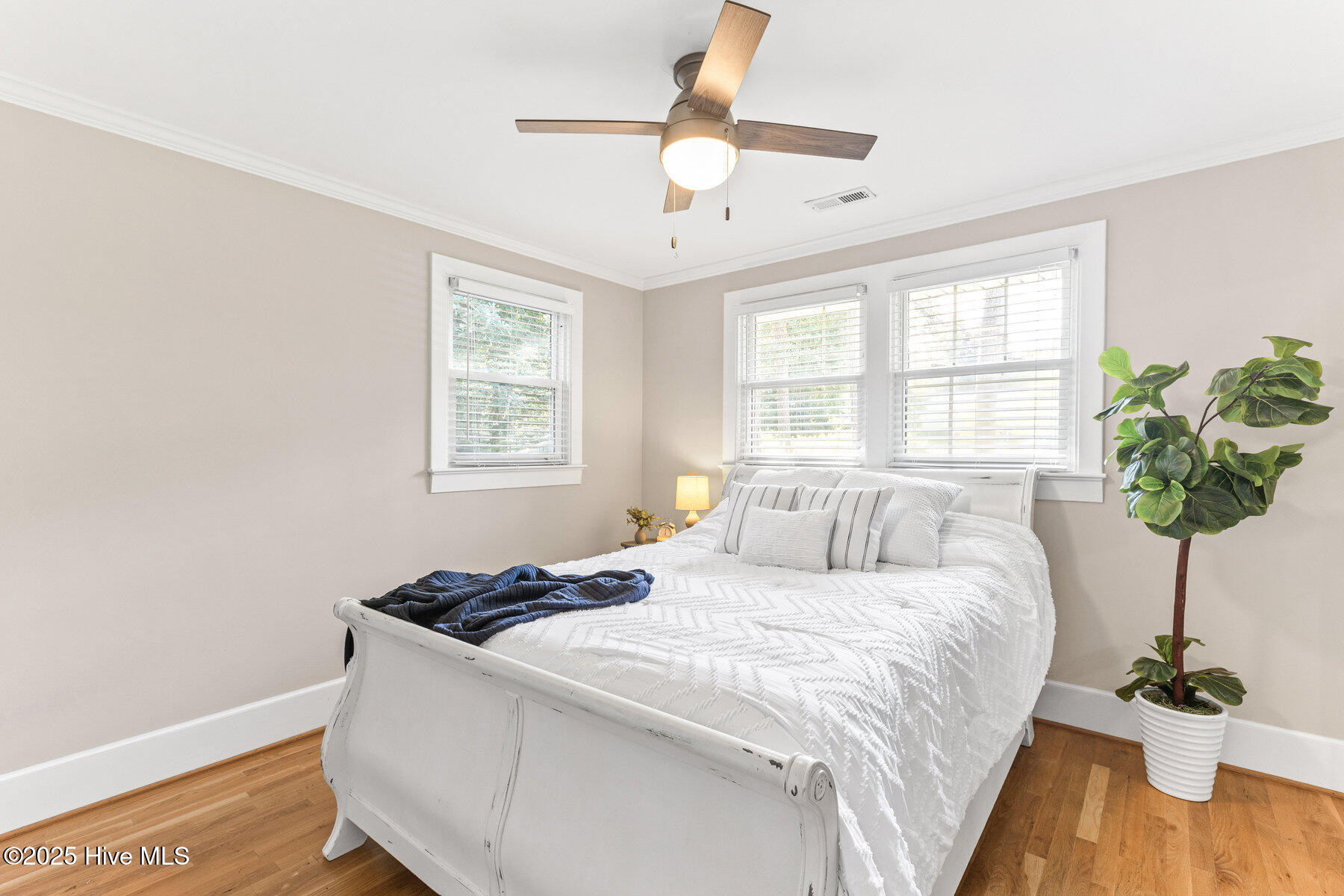 305 Wayne Drive, Wilmington, NC 28403 – photo 17: 023_305_wayne_drive_-23_23