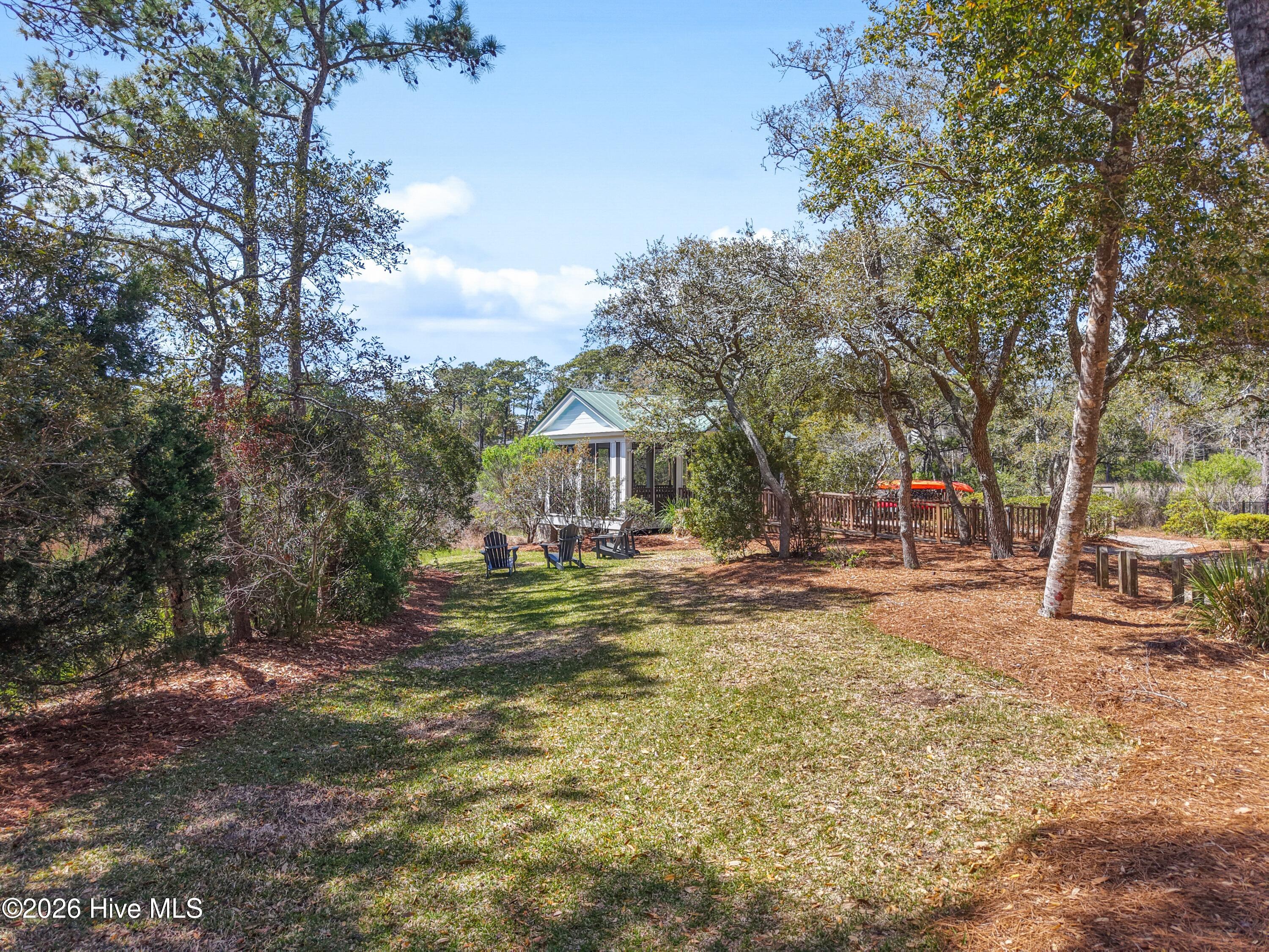 100563883 | Photo 17