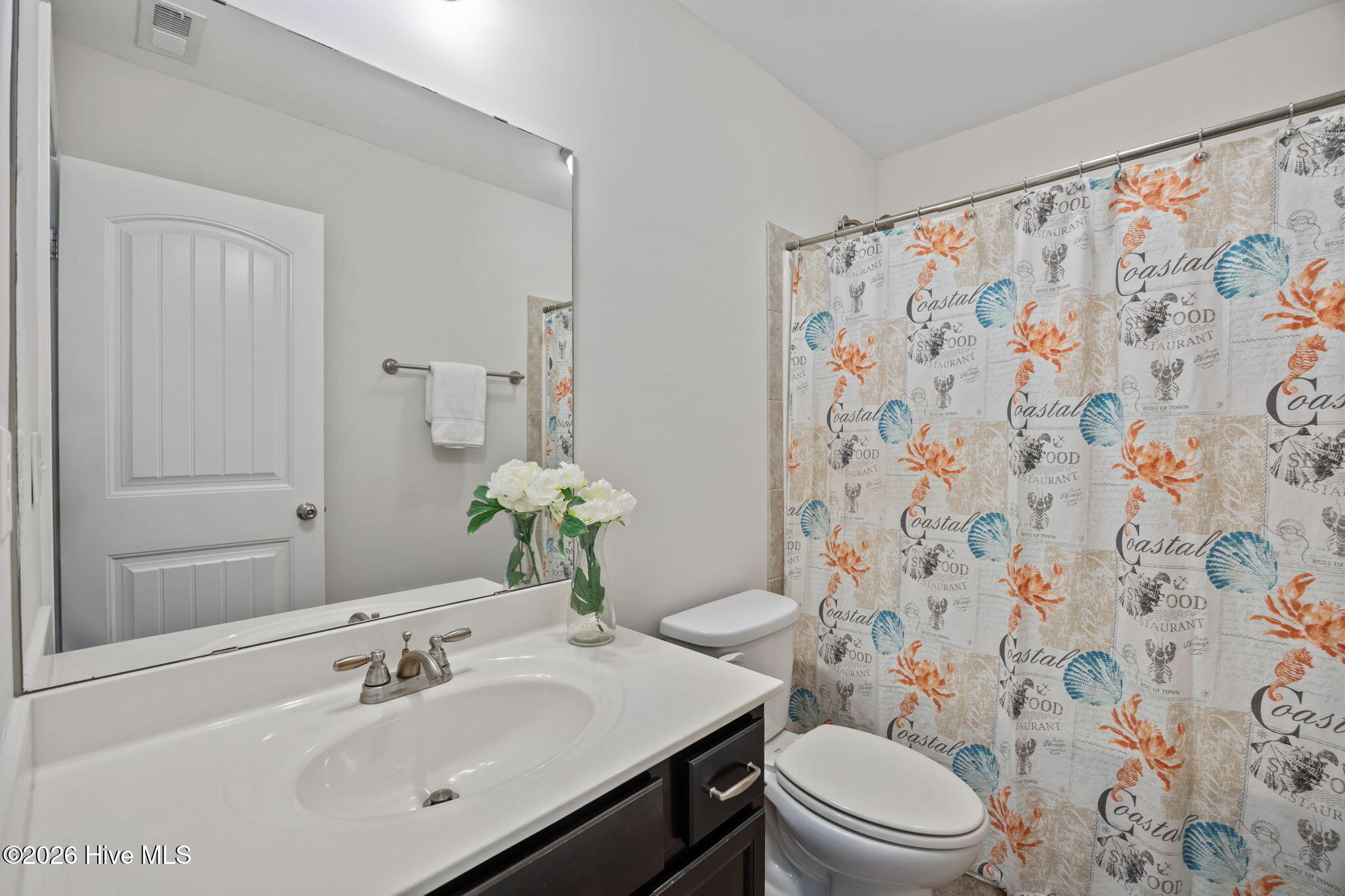 100565908 | Photo 25