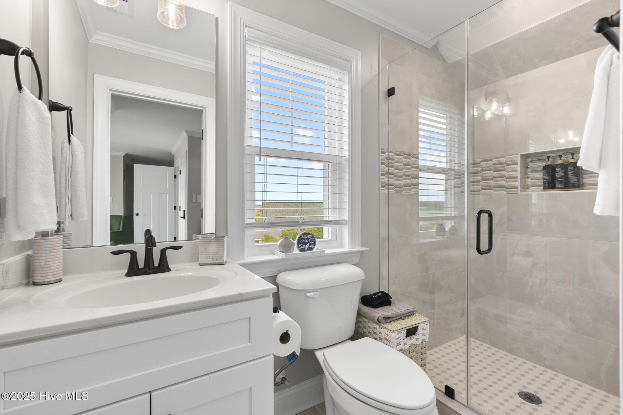 100511238 | Photo 50