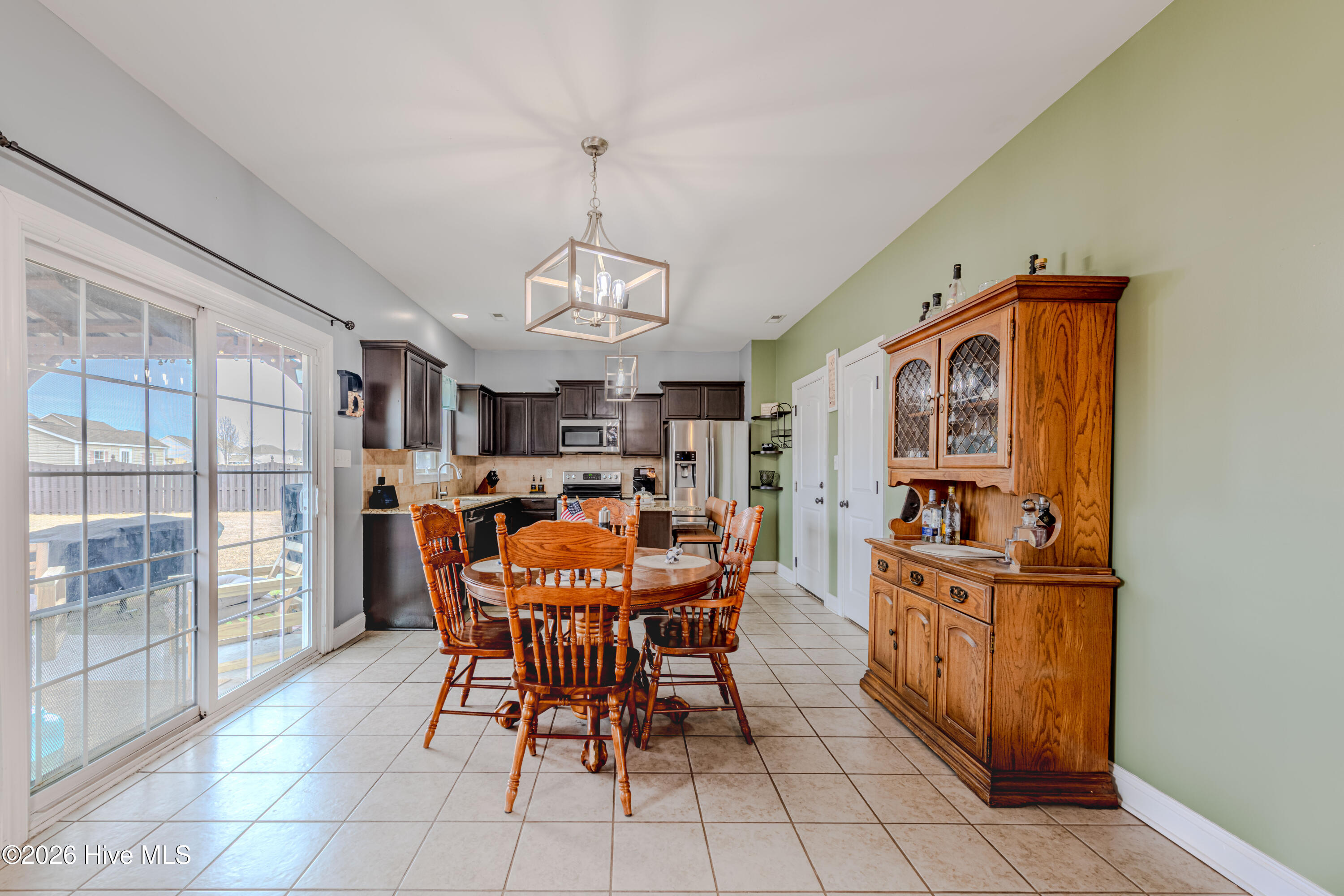 100555095 | Photo 48