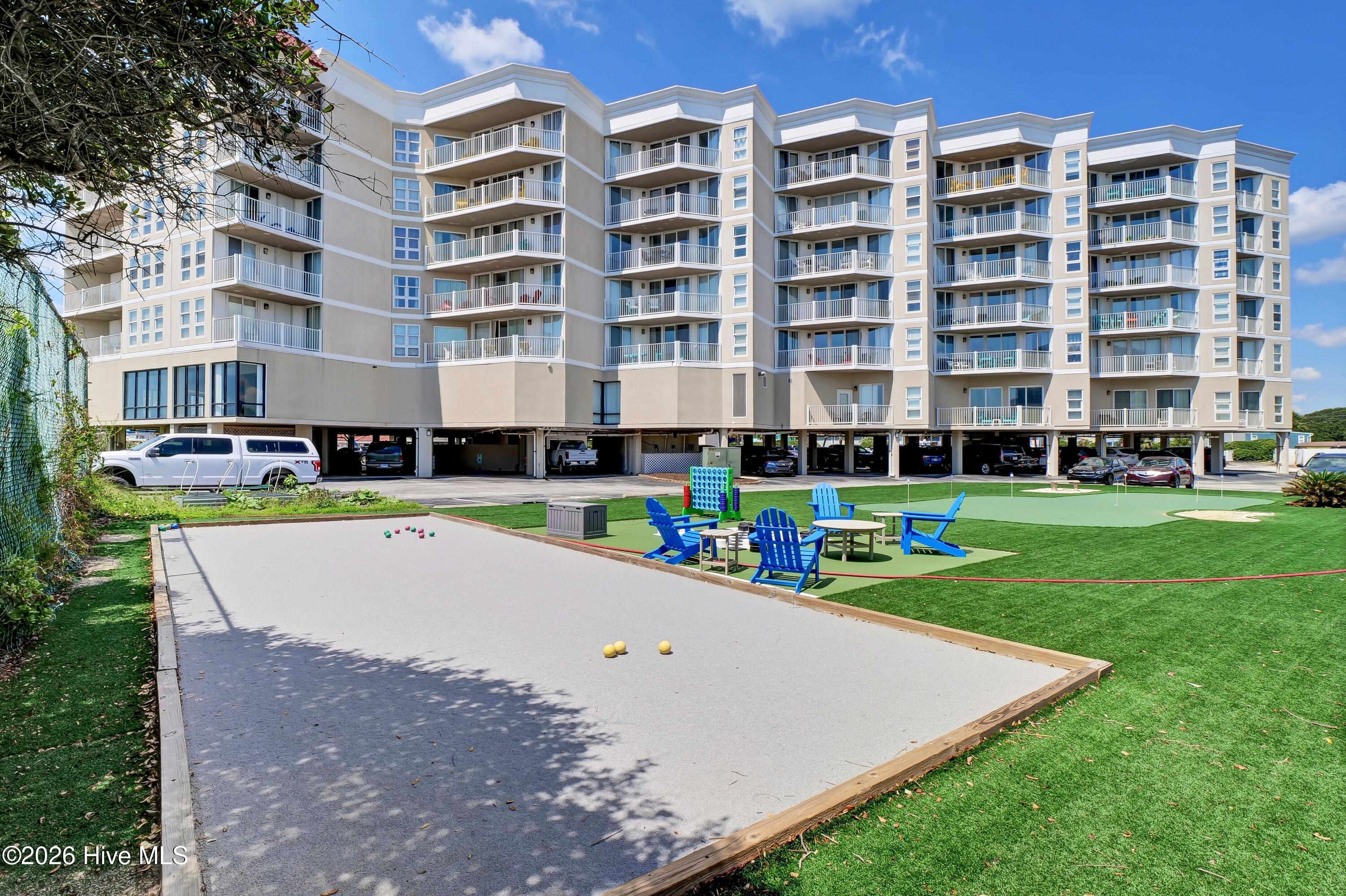 100565249 | Photo 48