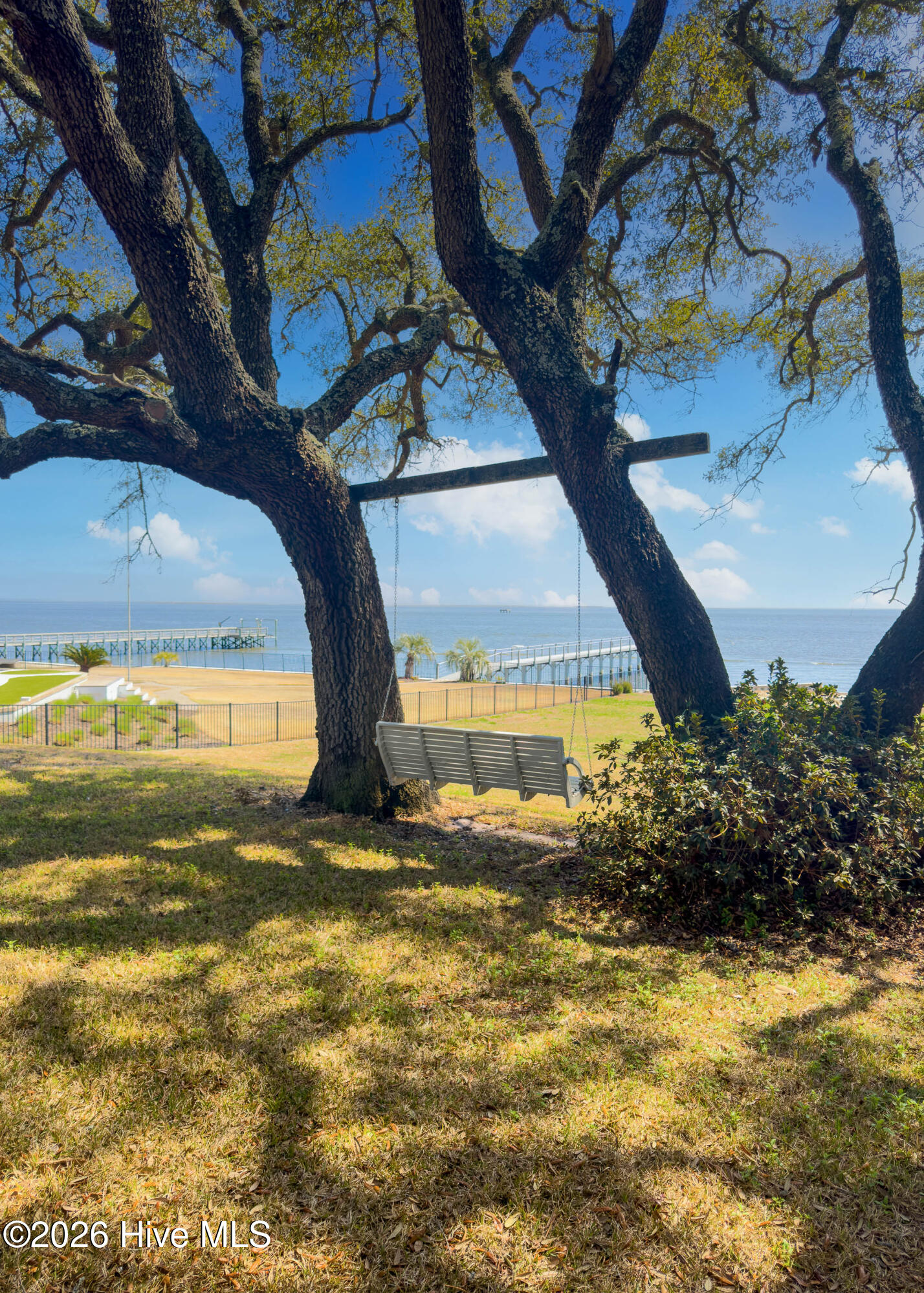 100559476 | Photo 43