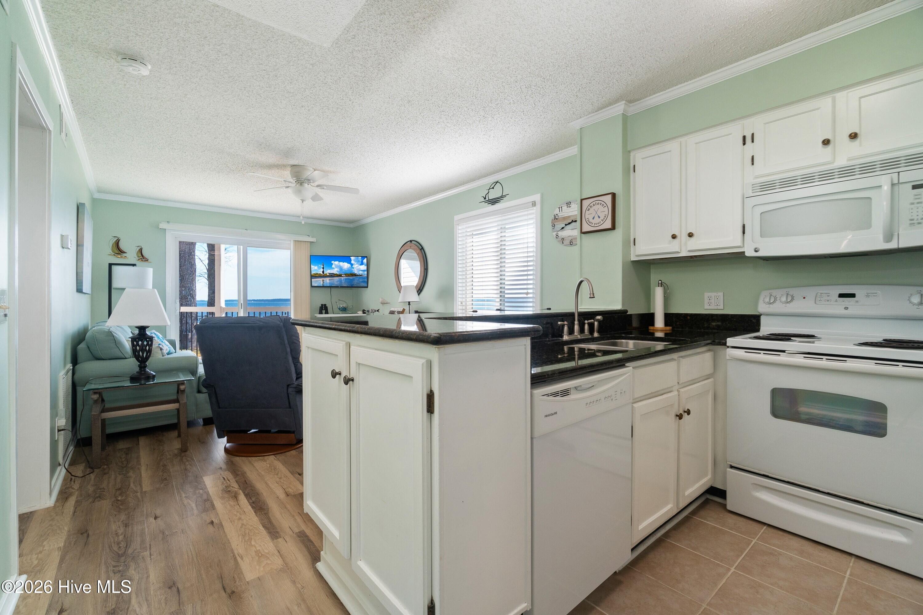 89 Country Club Drive Apt H2,Minnesott Beach
