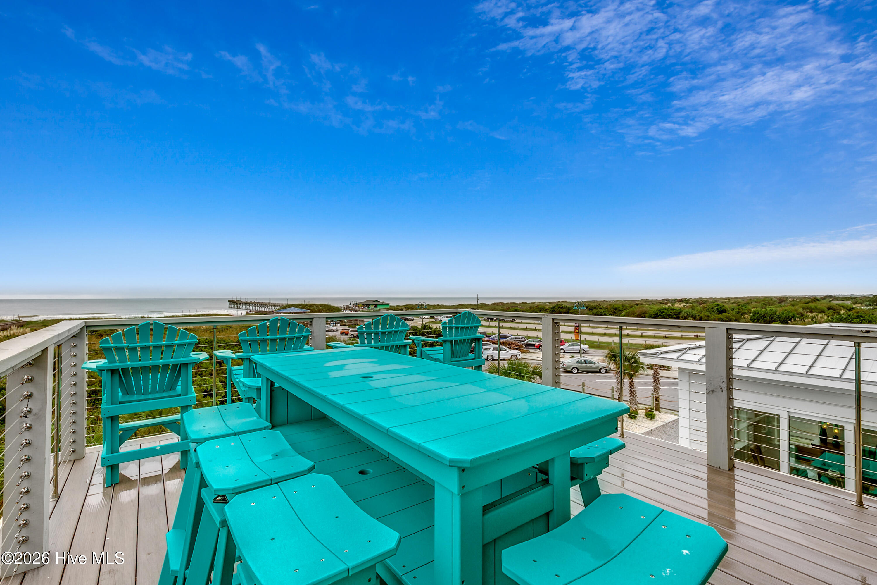 100543615 | Photo 91