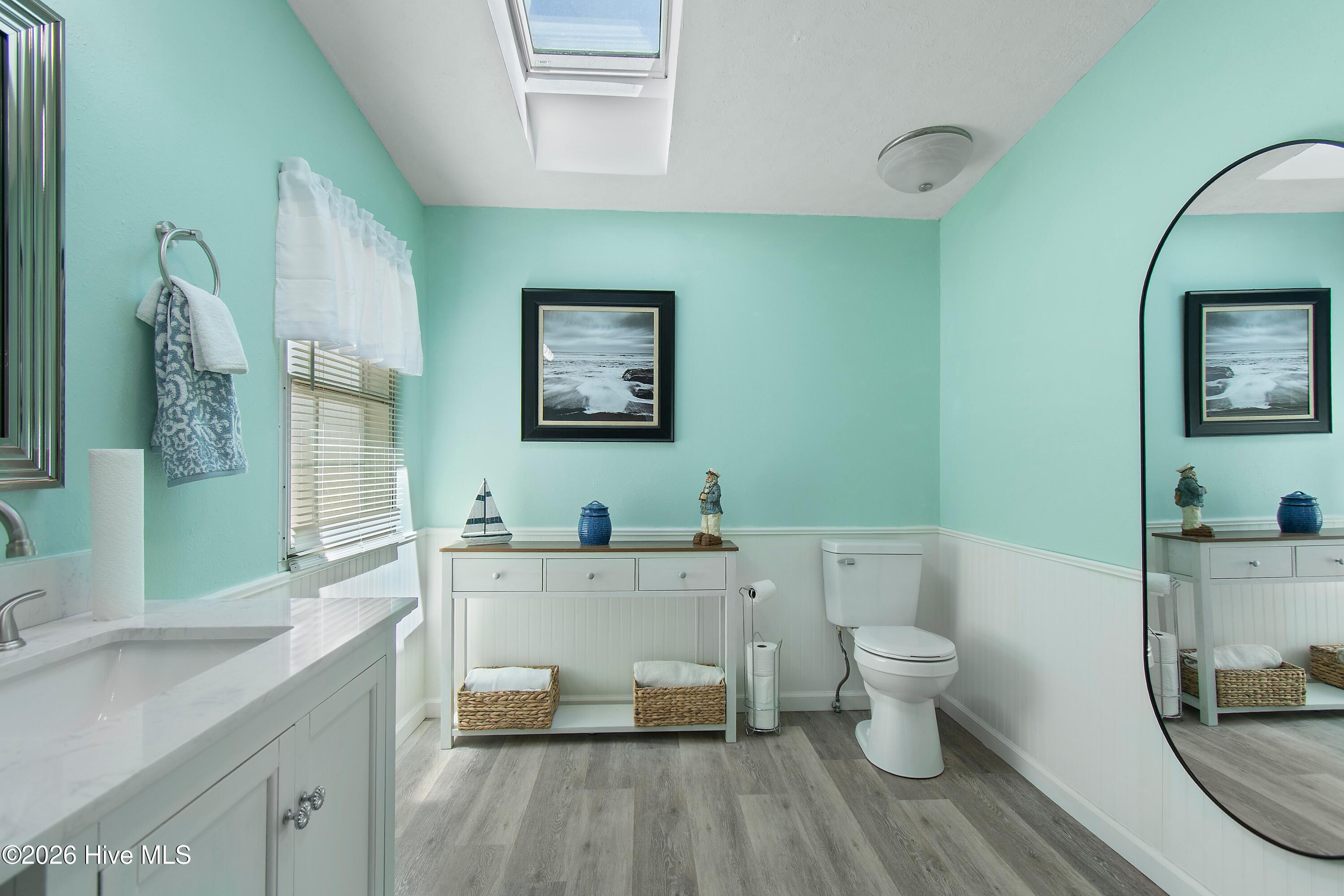 100566223 | Photo 28