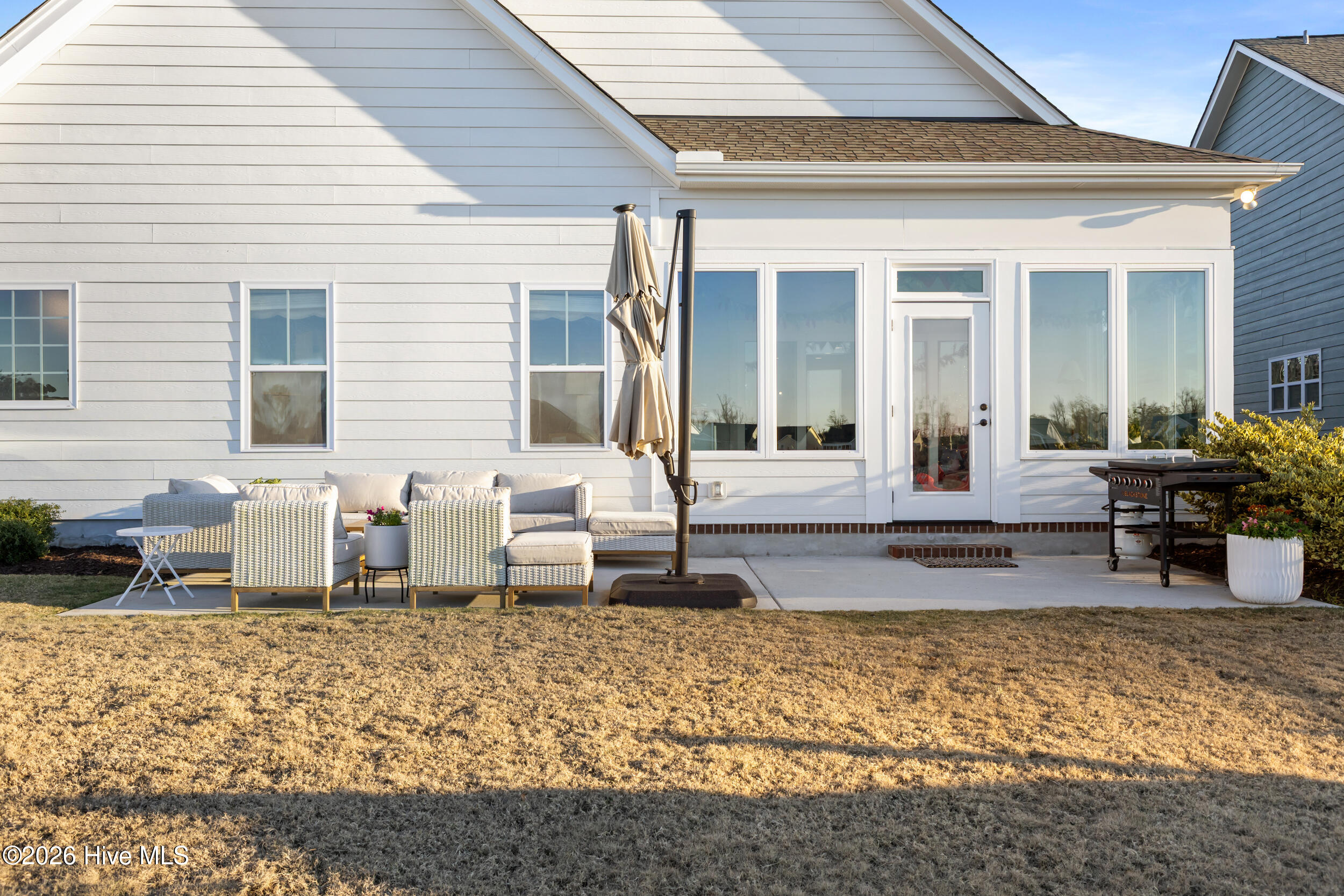 100545228 | Photo 38