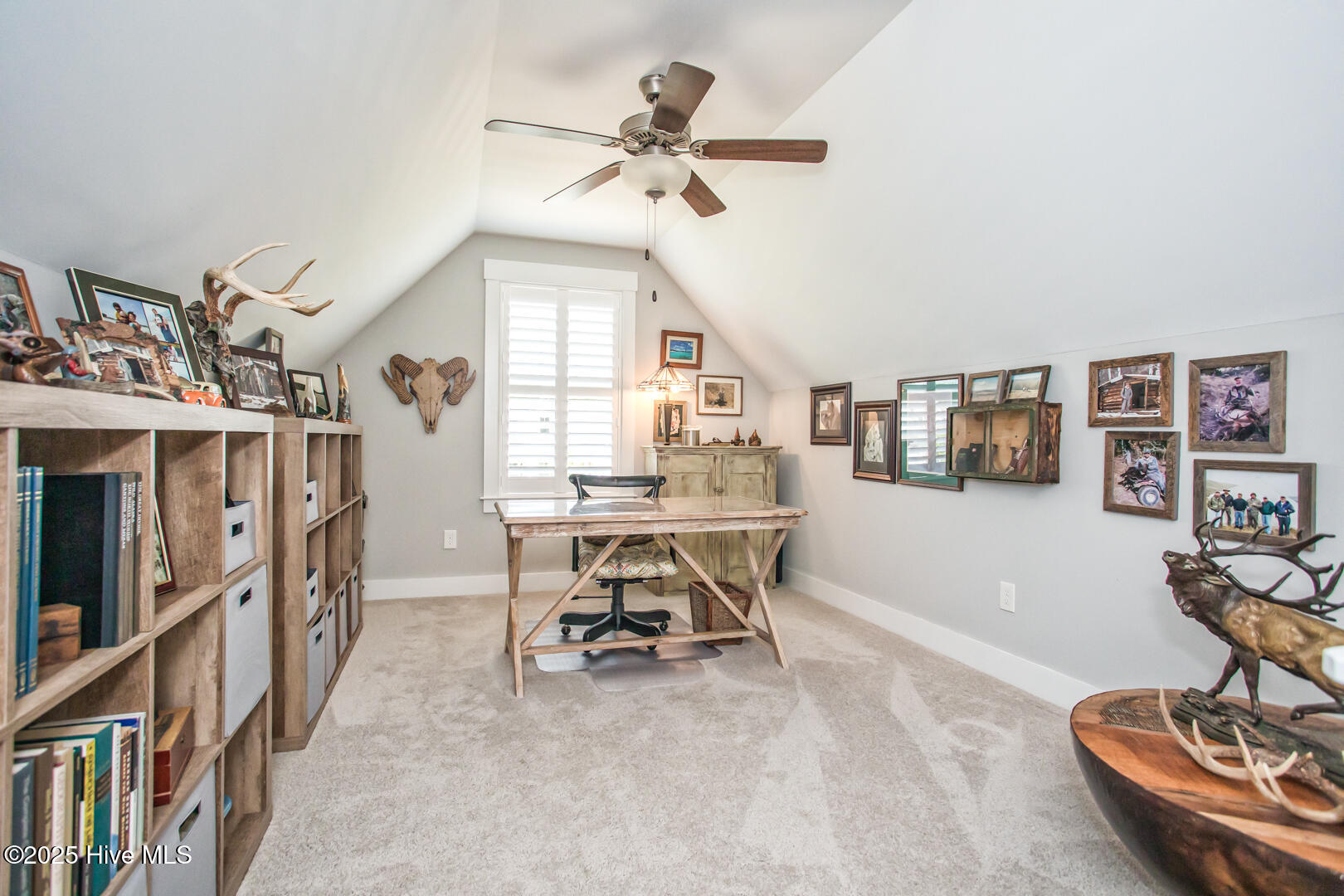 100546730 | Photo 31