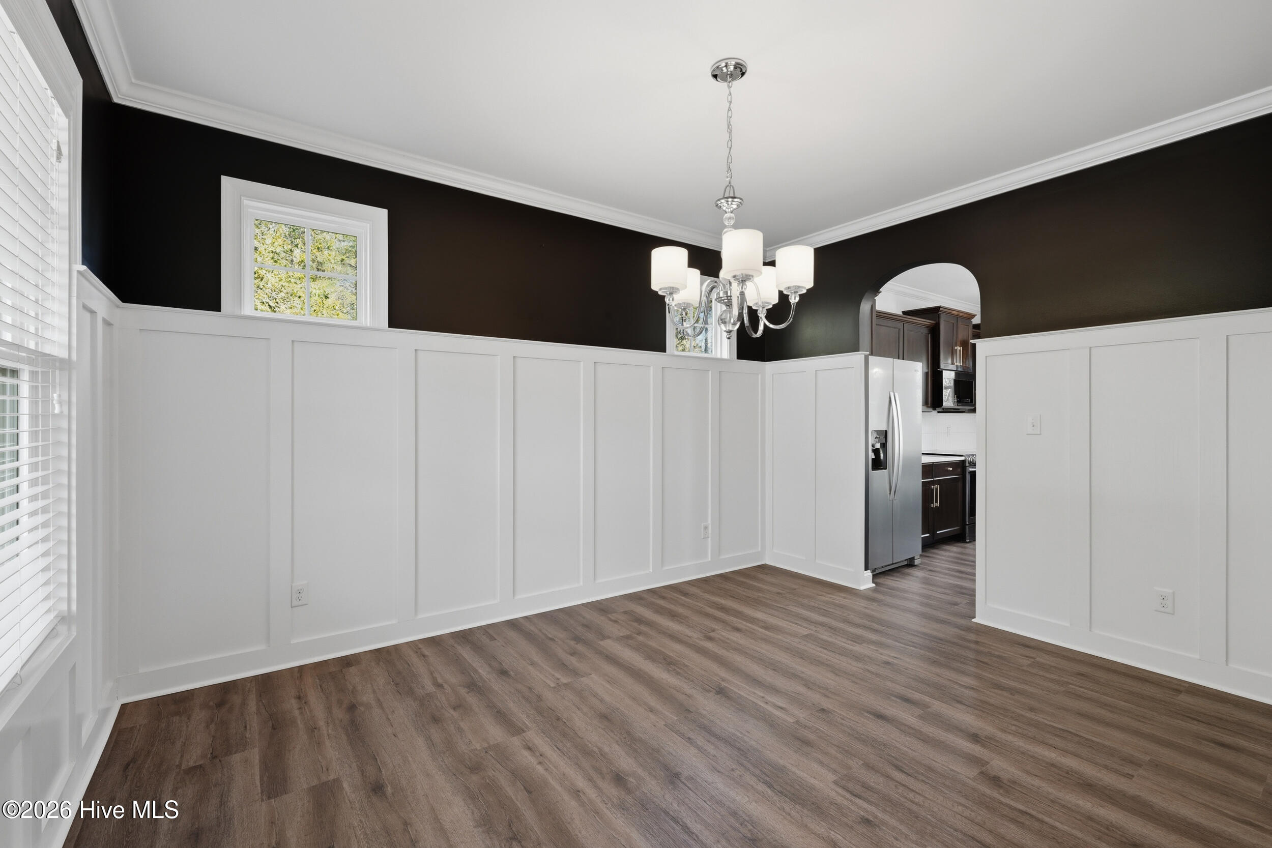 100564120 | Photo 13