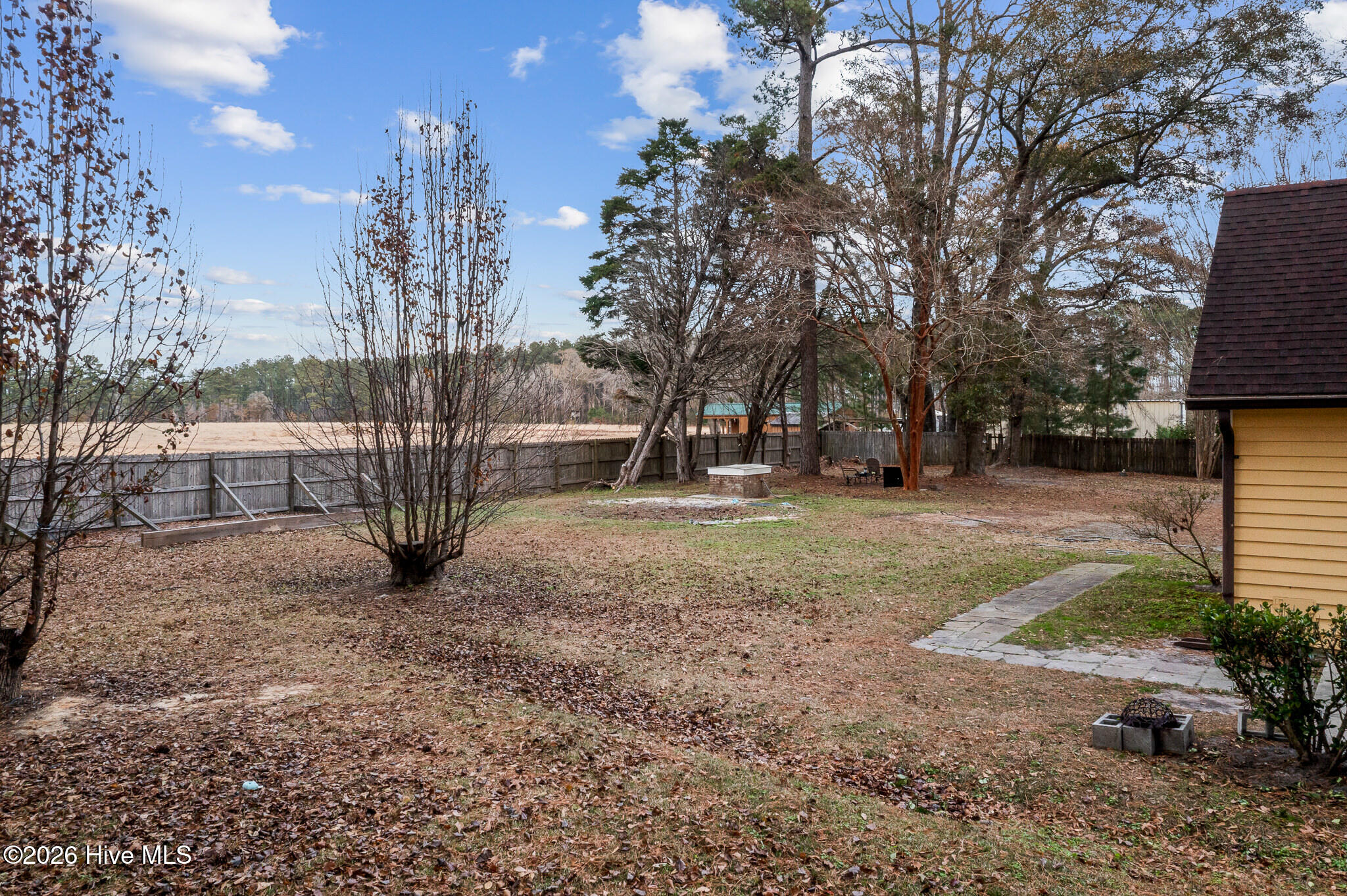 100552372 | Photo 50