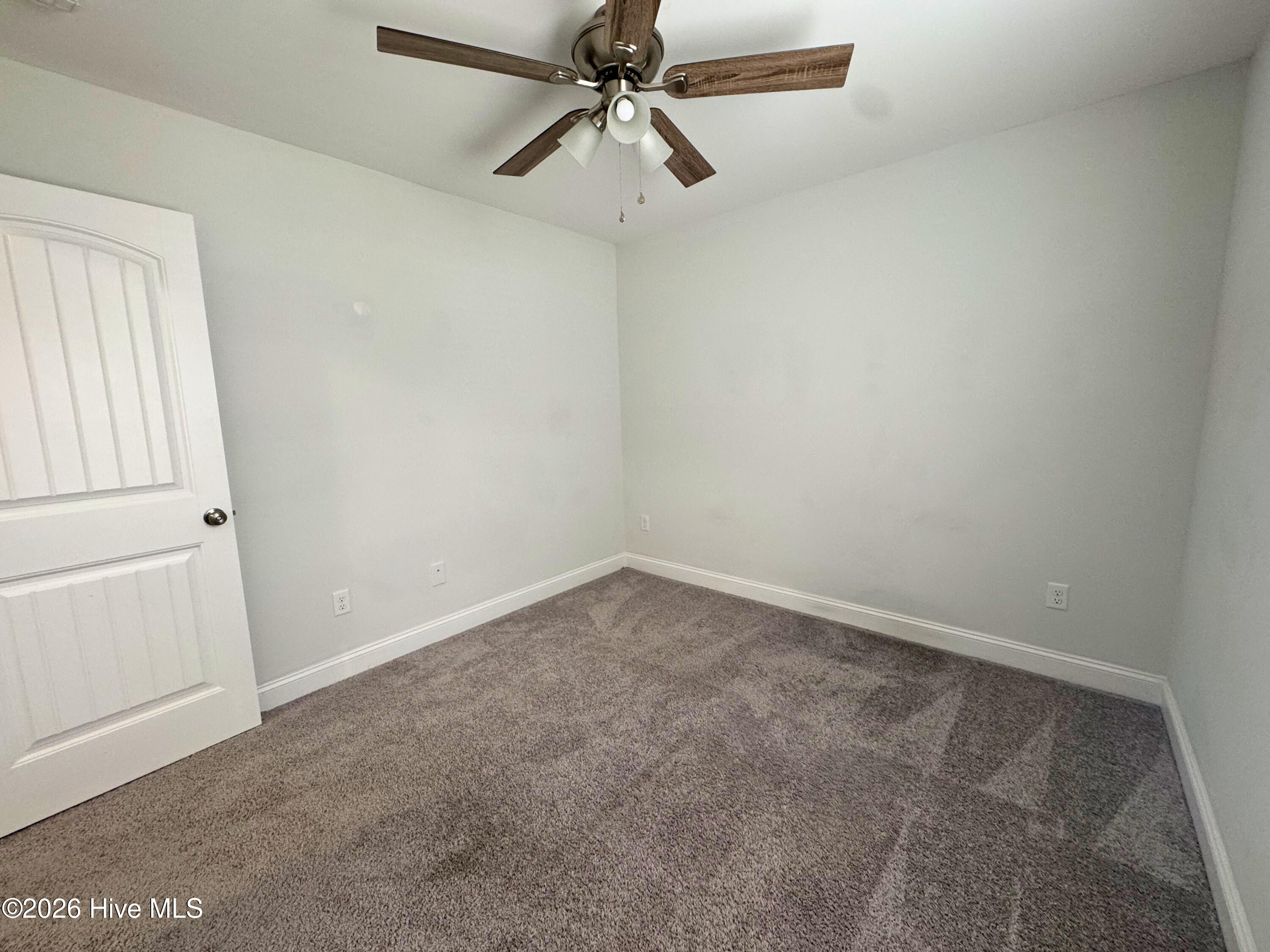 100566006 | Photo 14