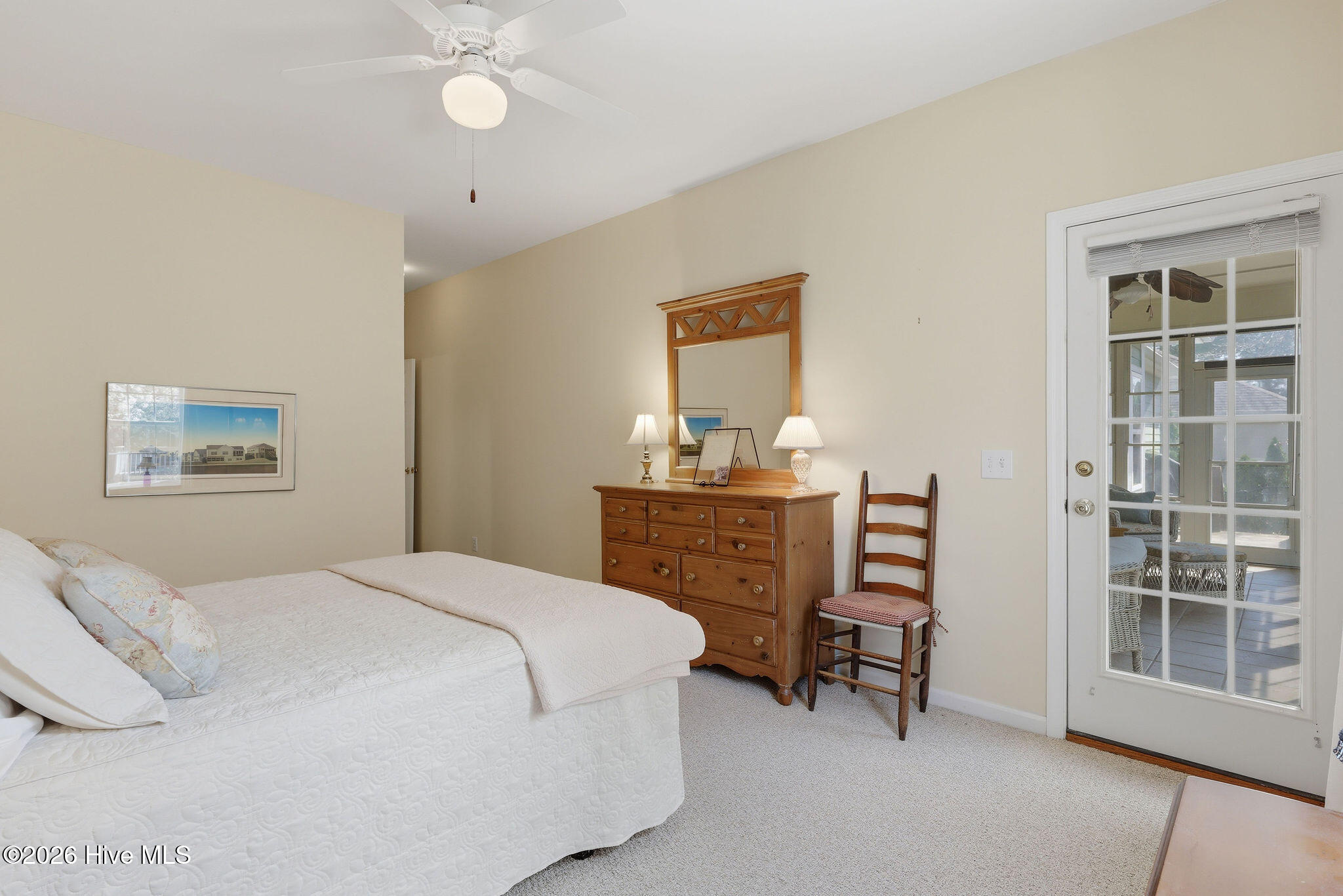 100560993 | Photo 29