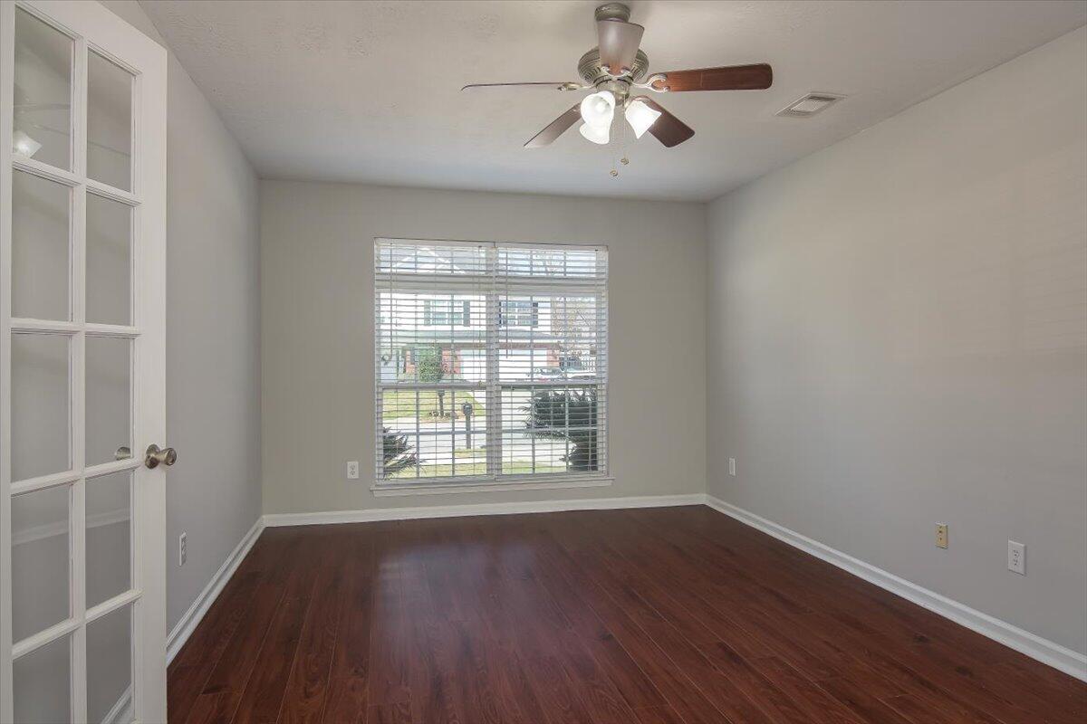 5043 Reynolds Way