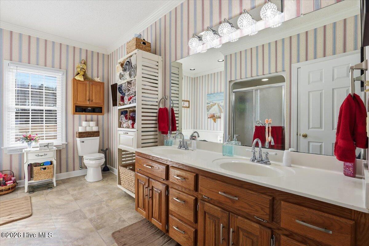 100550668 | Photo 19