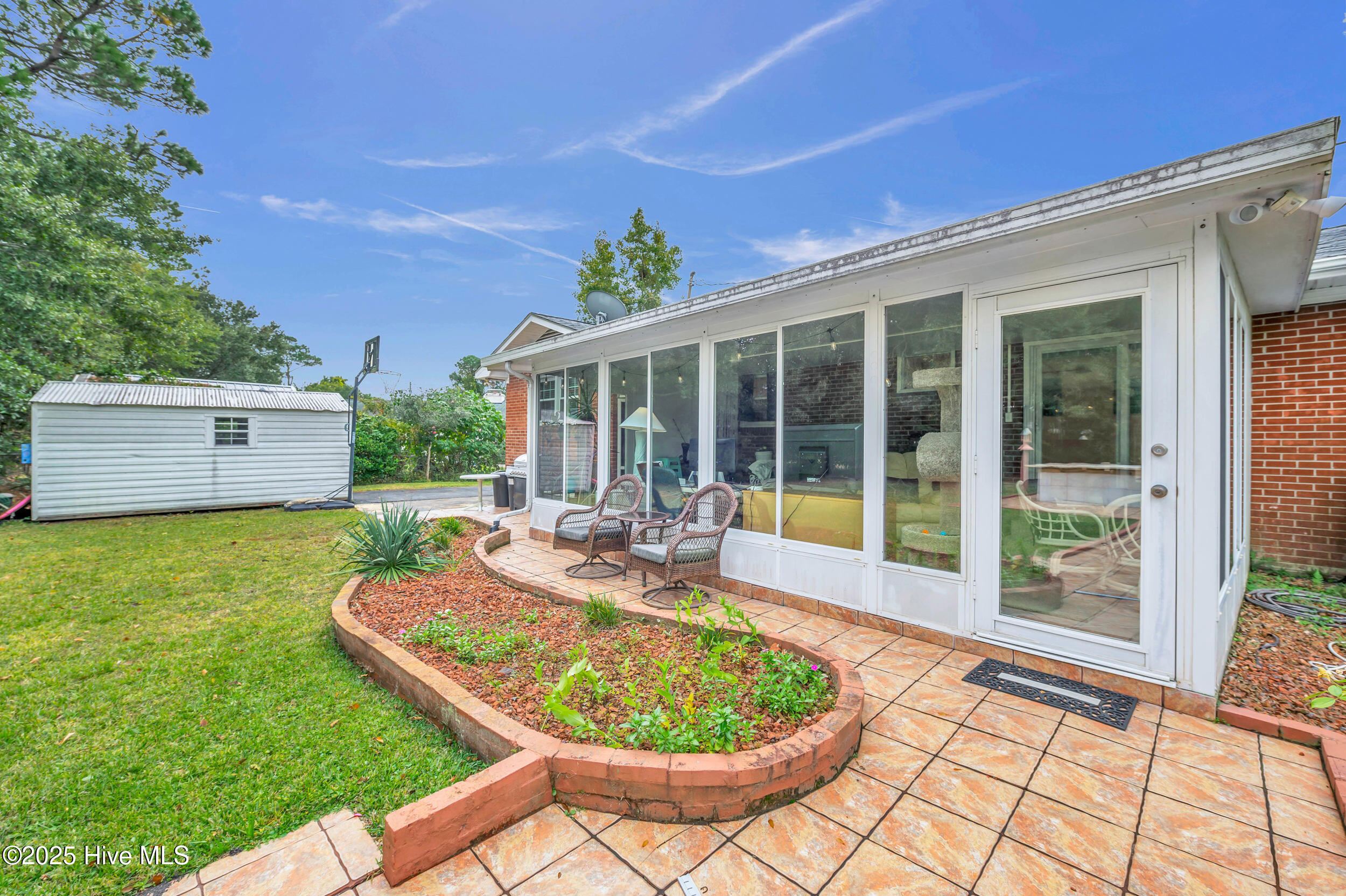 100562736 | Photo 31